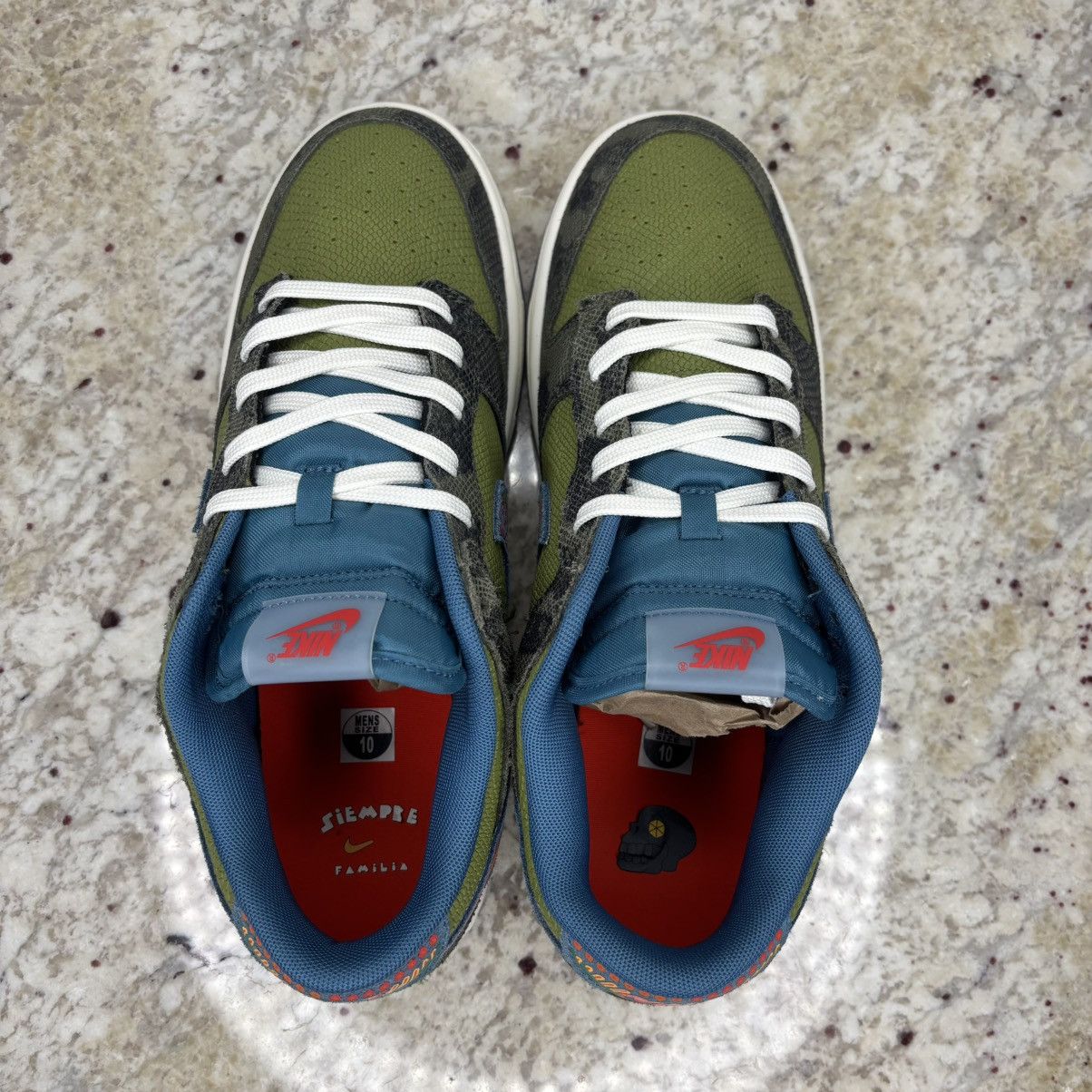 Nike Size 10-Nike Dunk Low Siempre Familia Gently Worn With Box Size US 10 / EU 43 - 6 Thumbnail