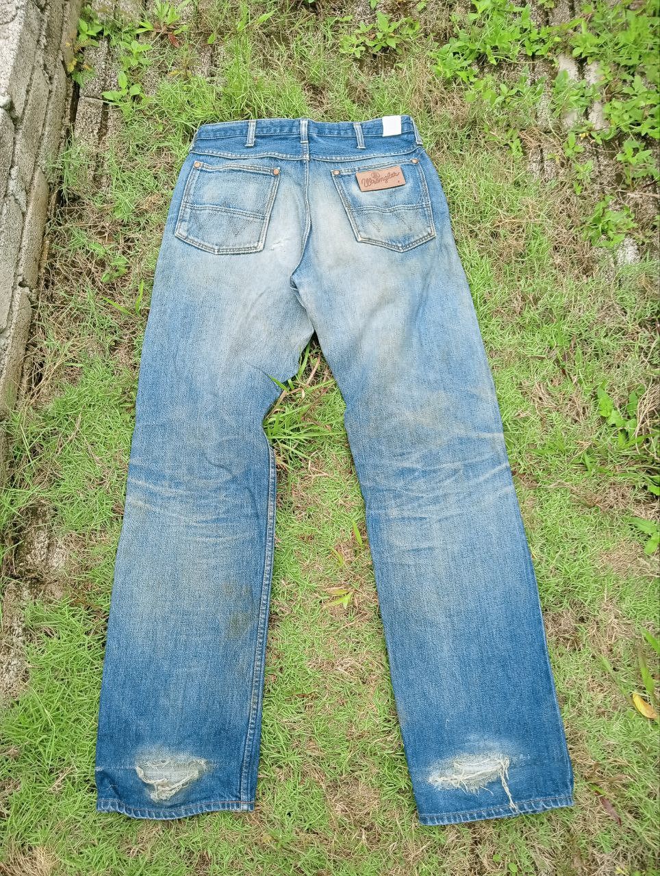 Wrangler VTG WRANGLER BLUE BELL BUTTON FLY WESTERN CUT JEANS Size US 32 / EU 48 - 10 Thumbnail