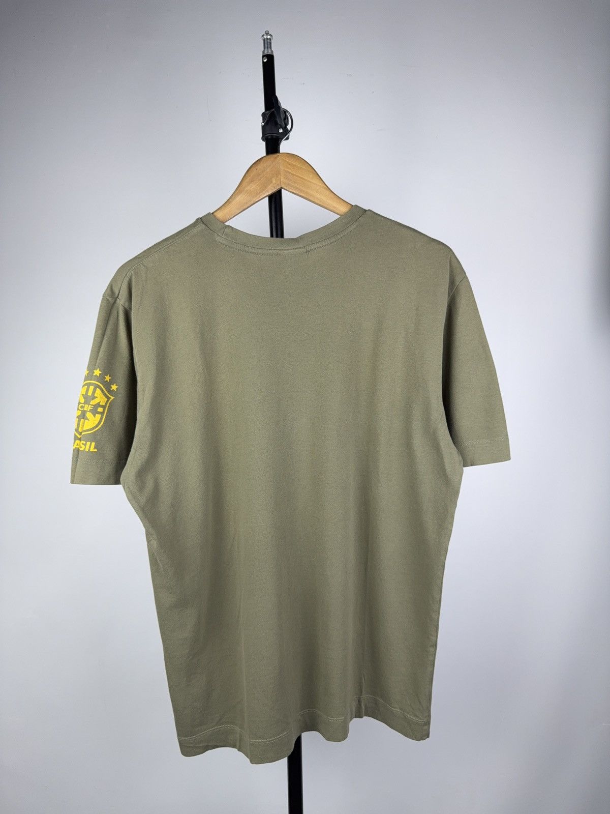 Nike Vintage 00s Retro Nike CBF Brasil Football T Shirt Size US M / EU 48-50 / 2 - 7 Thumbnail