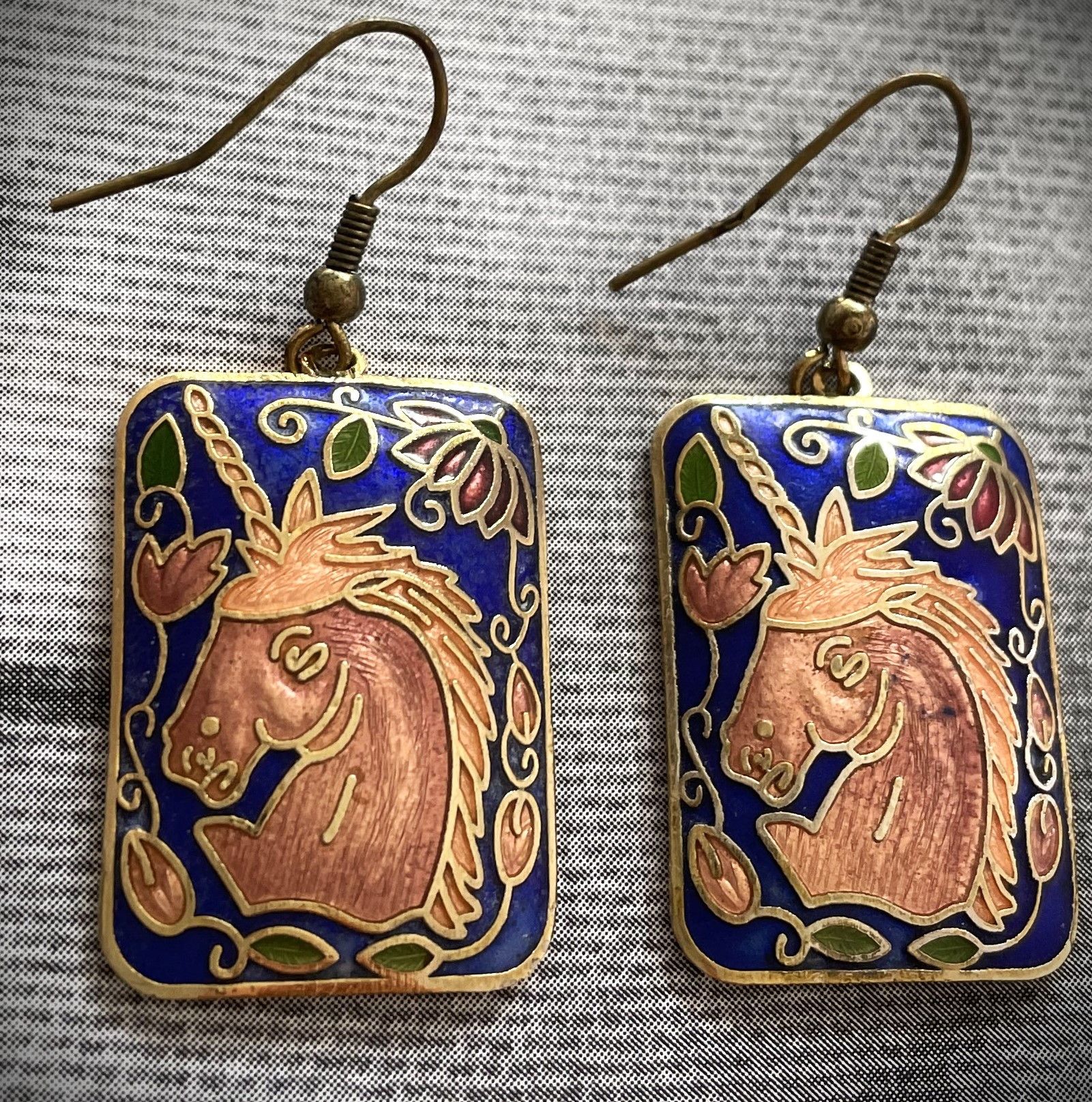 Other Vintage Cloisonné Unicorn Earrings Enamel, Fantasy Vibes Size ONE SIZE - 2 Thumbnail