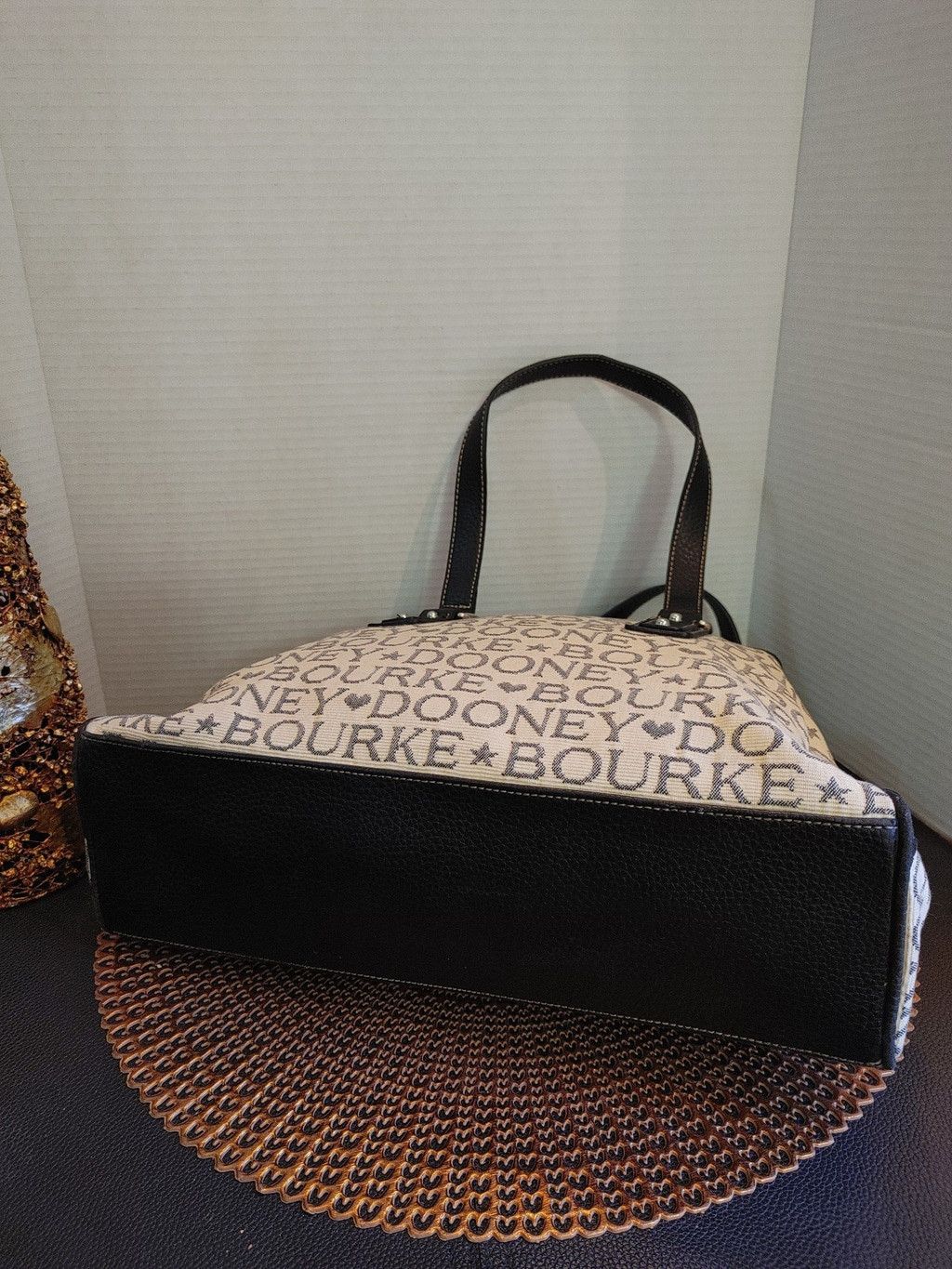 Dooney & Bourke Dooney & Bourke Signature Bag Size ONE SIZE - 4 Thumbnail