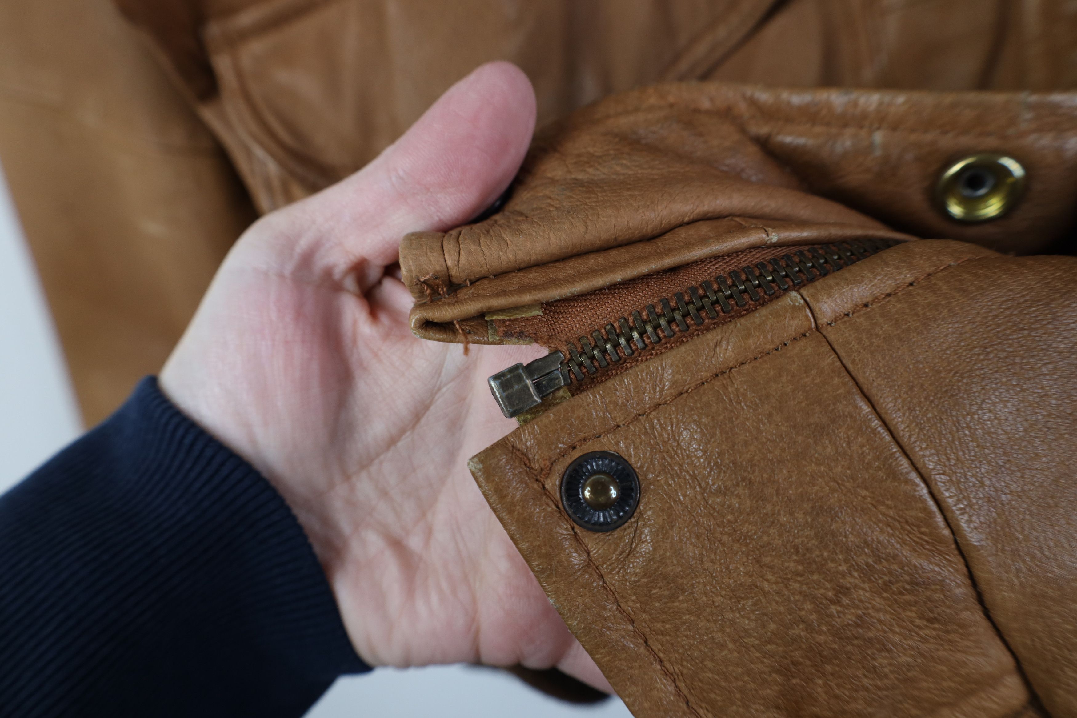 Vintage Vintage 90s Streetwear Full Zip Leather Flight Bomber Jacket Size L / US 10 / IT 46 - 8 Thumbnail