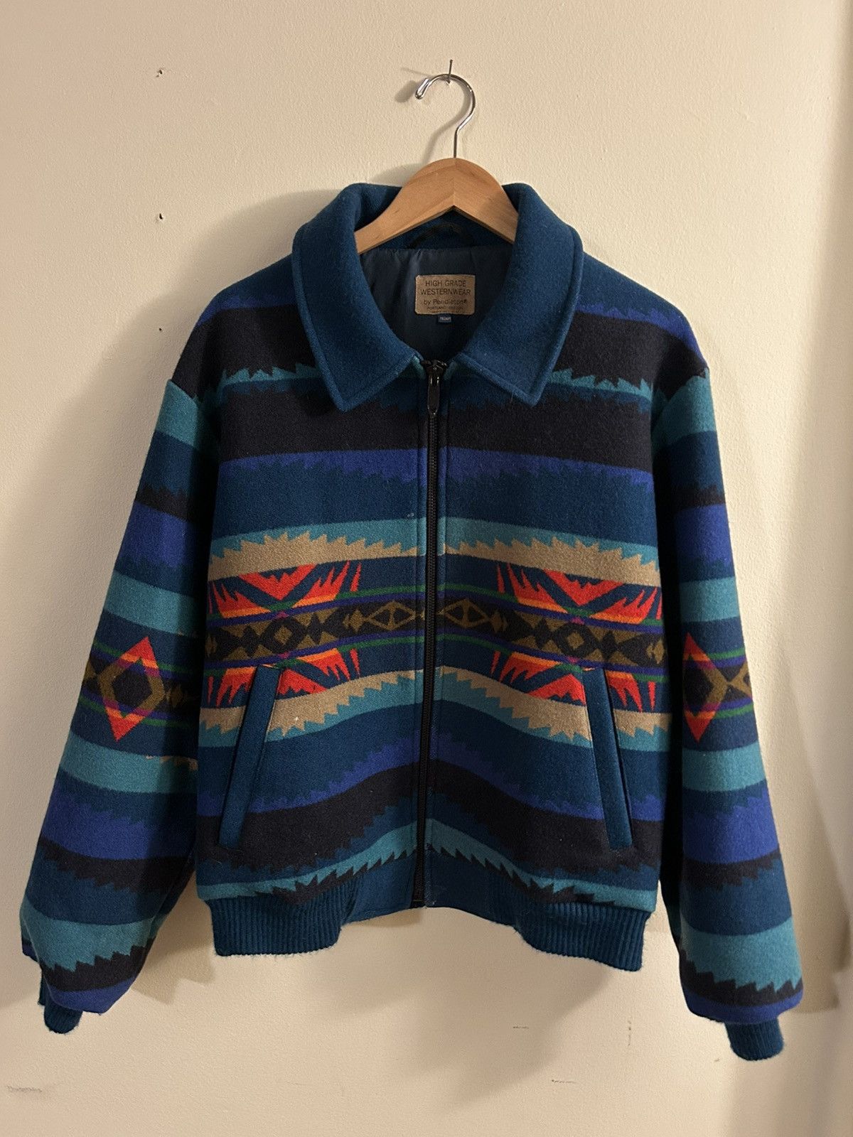 Pendleton VINTAGE MADE IN USA PENDLETON WEATERNWEAR AZTEC WOOL Medium Size US M / EU 48-50 / 2 - 1 Thumbnail