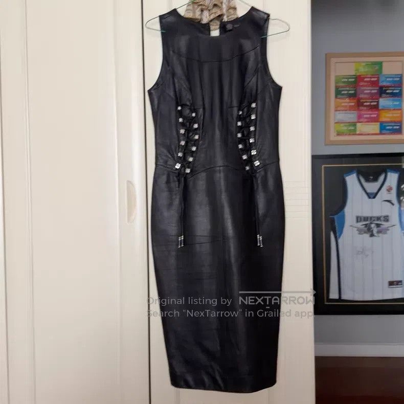Versace Versace Leather skirt Size XS / US 0-2 / IT 36-38 - 1 Thumbnail