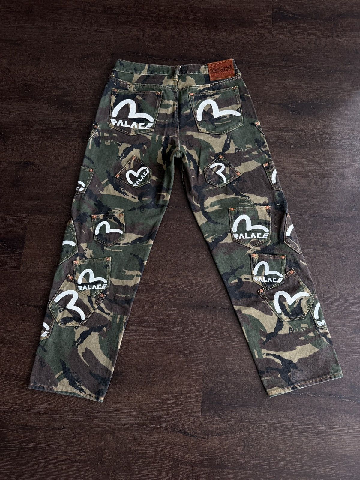 Evisu × Palace Evisu x Palace Camo Denim Multi Pocket Pants Size 32 Size US 32 / EU 48 - 1 Thumbnail