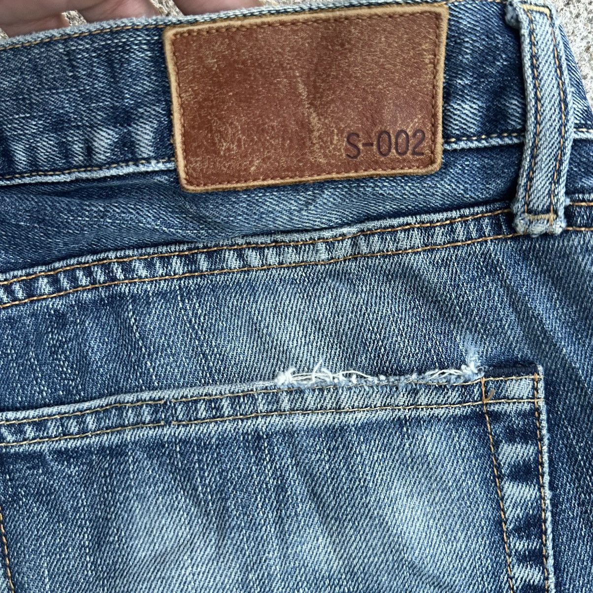 Undercover × Uniqlo Vintage Uniqlo S-002 Distressed Straight Japan Denim W36 Size US 36 / EU 52 - 14 Thumbnail