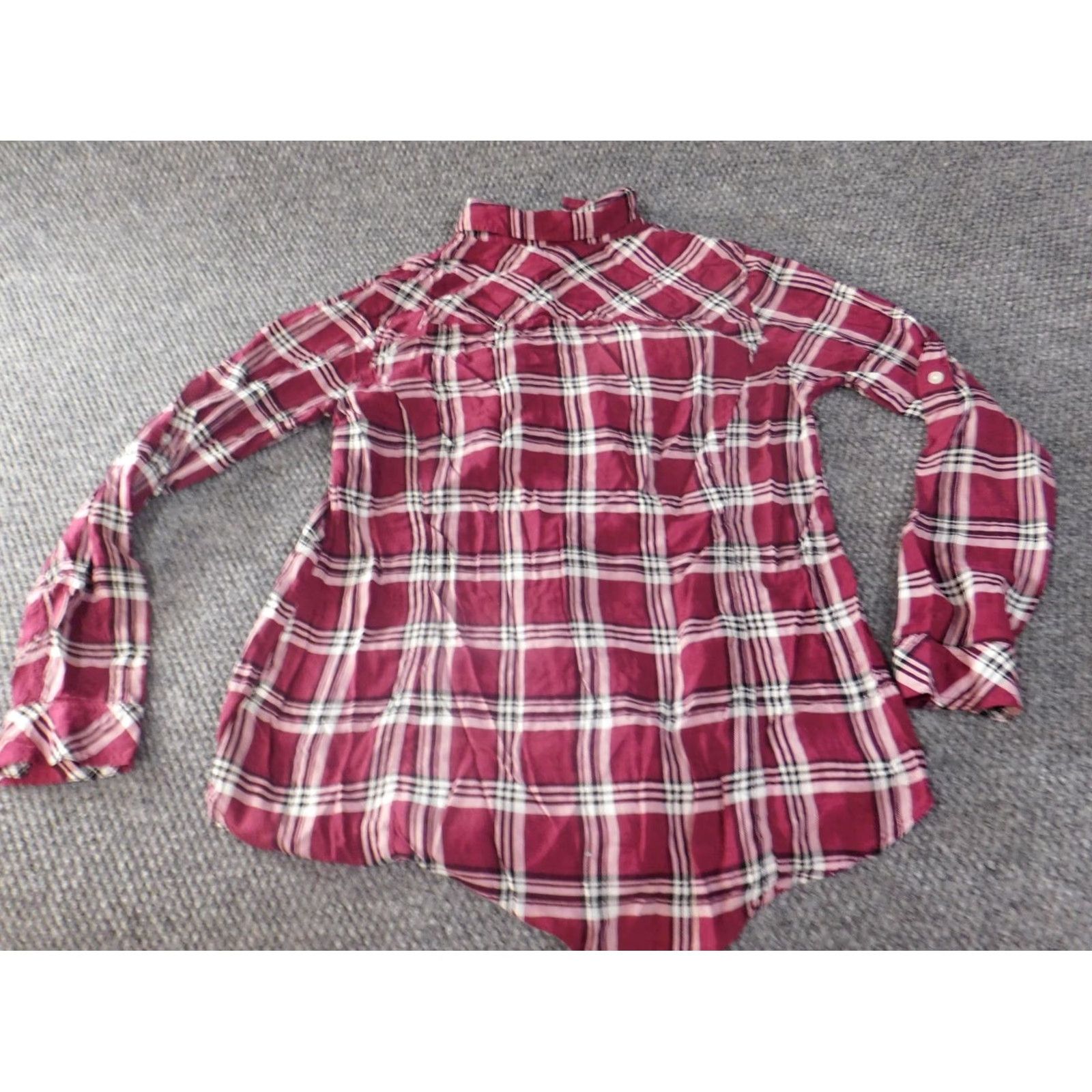 Torrid Torrid Button-Up Shirt Womens 00 Red Plaid Casual Knit Rayon Long Sleeve Collared Plus Size Regular Basic Classic Stretch Size XXS / US 00 / IT 34 - 7 Thumbnail