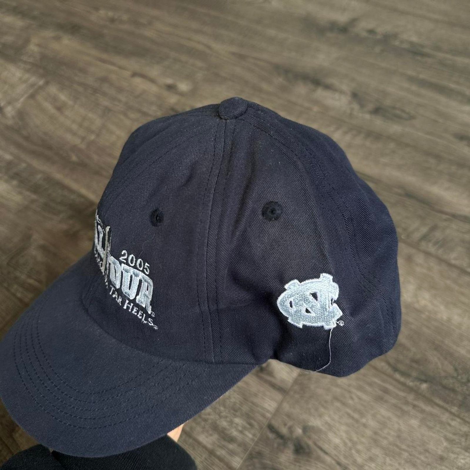 NCAA × Vintage Vintage 2005 Tar Heels UNC Final Four College Basketball Hat Size ONE SIZE - 7 Thumbnail