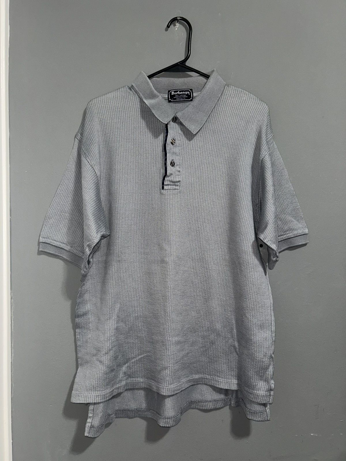 Burberry Vintage Burberry Light Gray Polo Shirt size Large Size US L / EU 52-54 / 3 - 1 Thumbnail