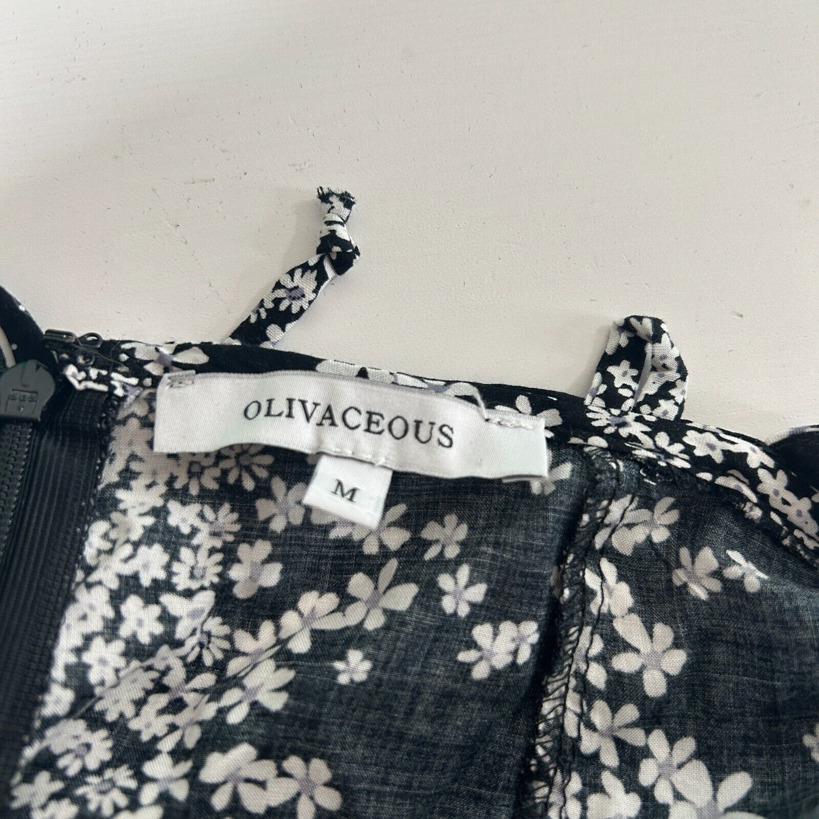 Other Olivaceous Floral Halter Tie Neck Open Back Flowy Romper M Size 30" / US 8 / IT 44 - 8 Thumbnail