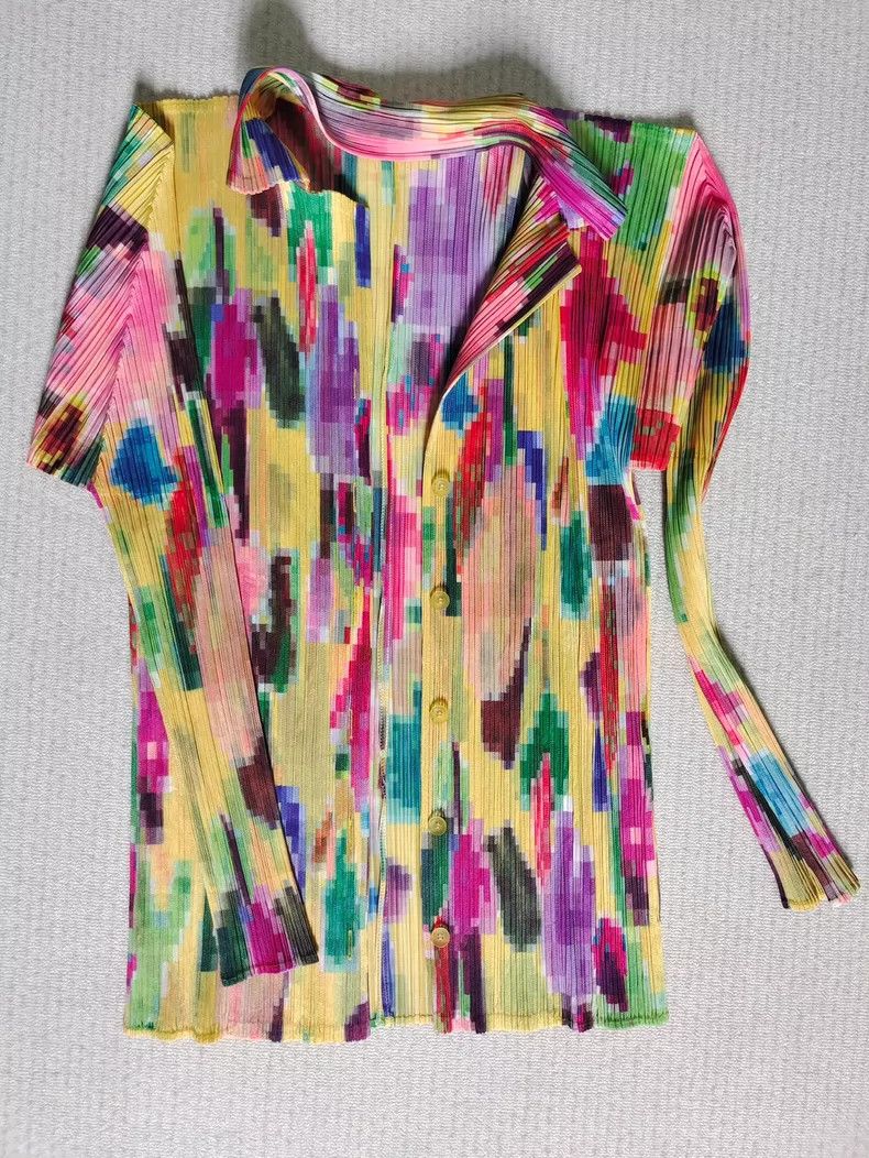 Issey Miyake size:3 A yellow Mosaic pleated cardigan
