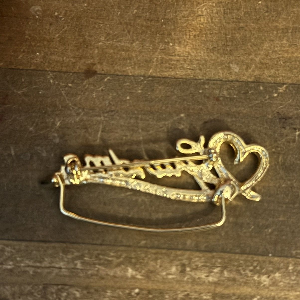 Vintage Vintage KIS hold tone Grandma charm holder brooch Size ONE SIZE - 6 Thumbnail