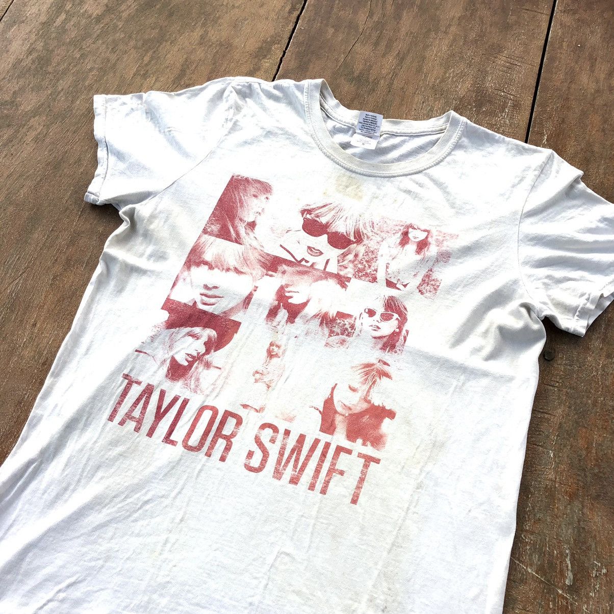 Band Tees Vintage Taylor Swift Tour T Shirt Size US S / EU 44-46 / 1 - 1 Thumbnail
