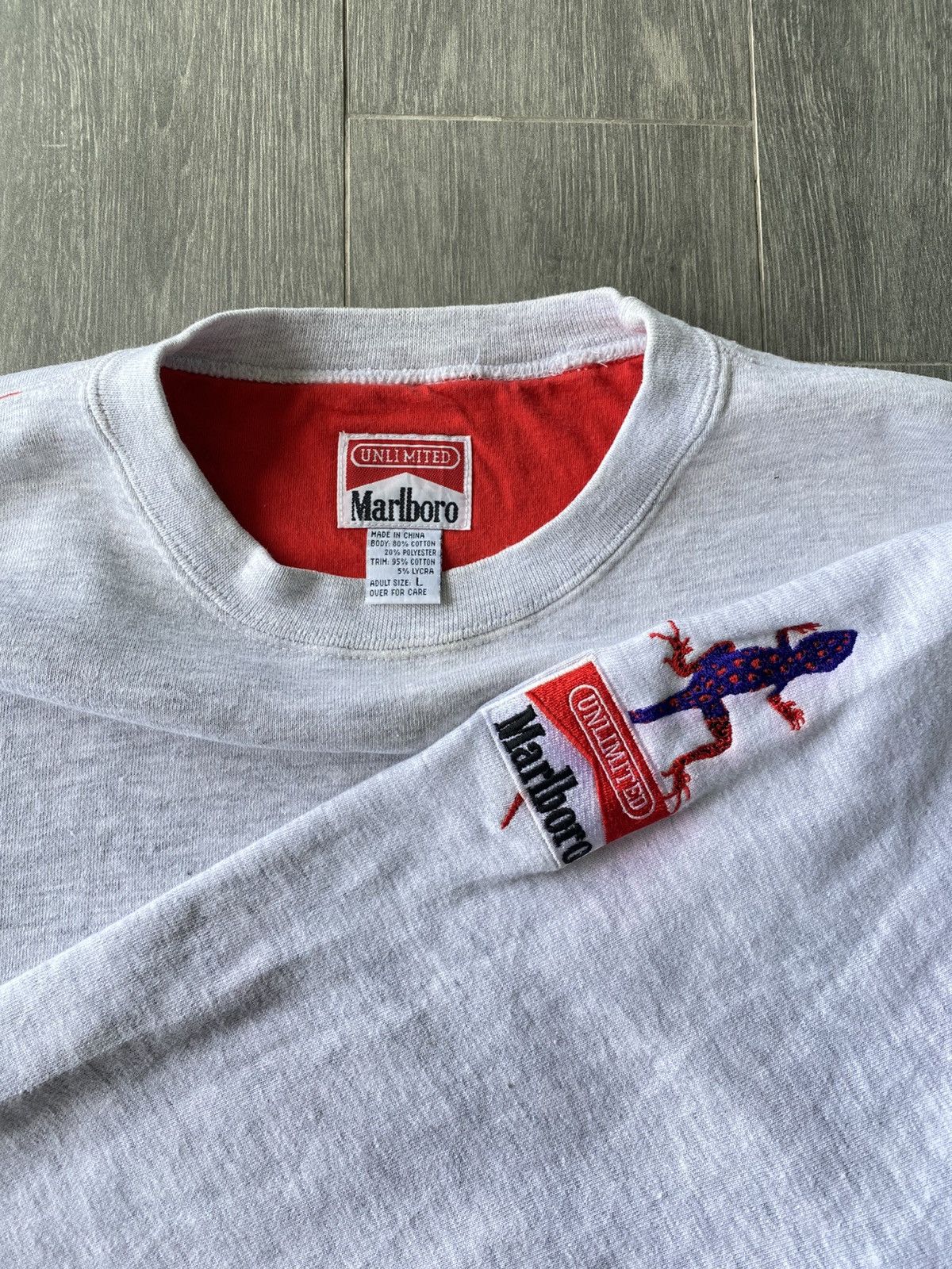 Marlboro × Marlboro Unlimited × Vintage Vintage 90’s Marlboro Crewneck Sweatshirt Size US L / EU 52-54 / 3 - 4 Thumbnail