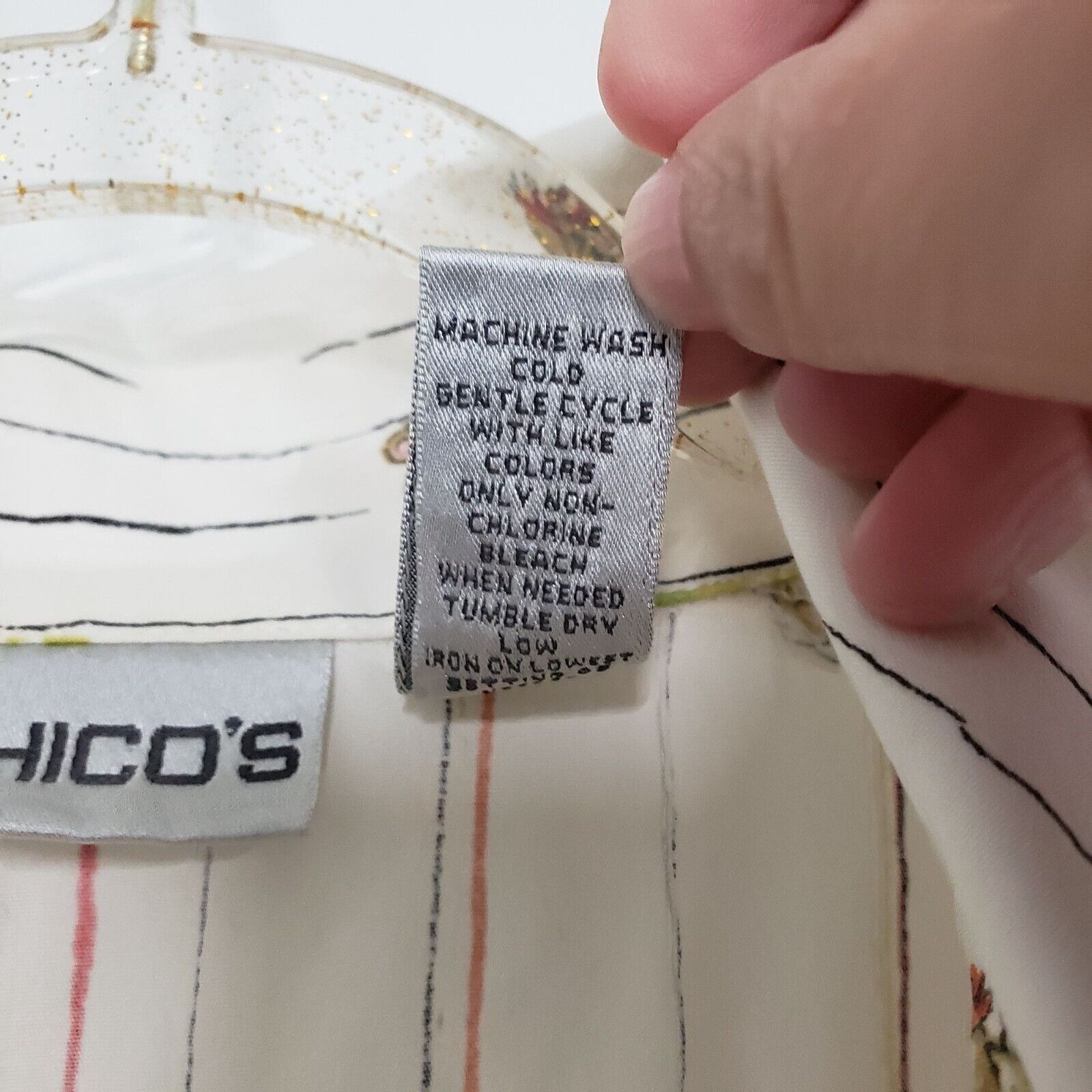 Designer Chicos 3 Lions Shirt Womens Size XL Long Sleeve White Stripe Size XL / US 12-14 / IT 48-50 - 6 Thumbnail