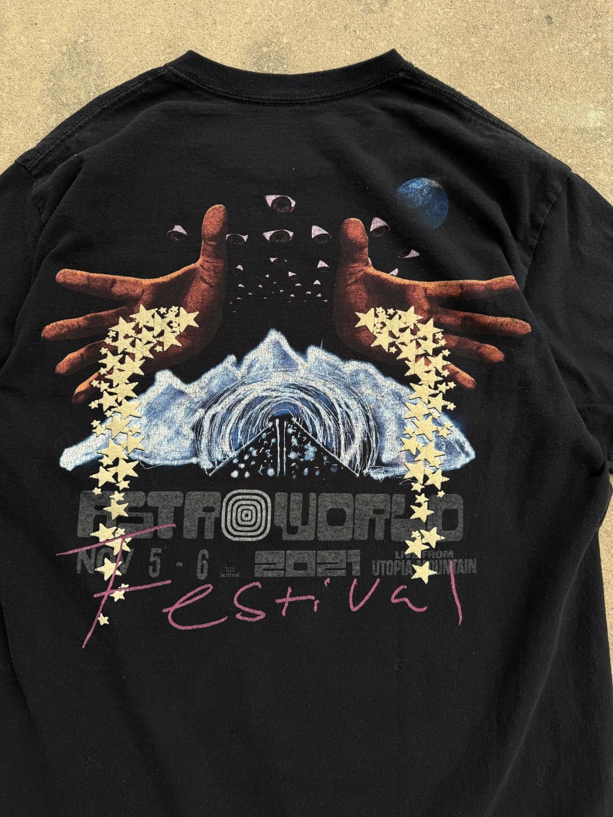 Travis Scott 2021 Travis Scott Astroworld — M — Size US M / EU 48-50 / 2 - 4 Thumbnail