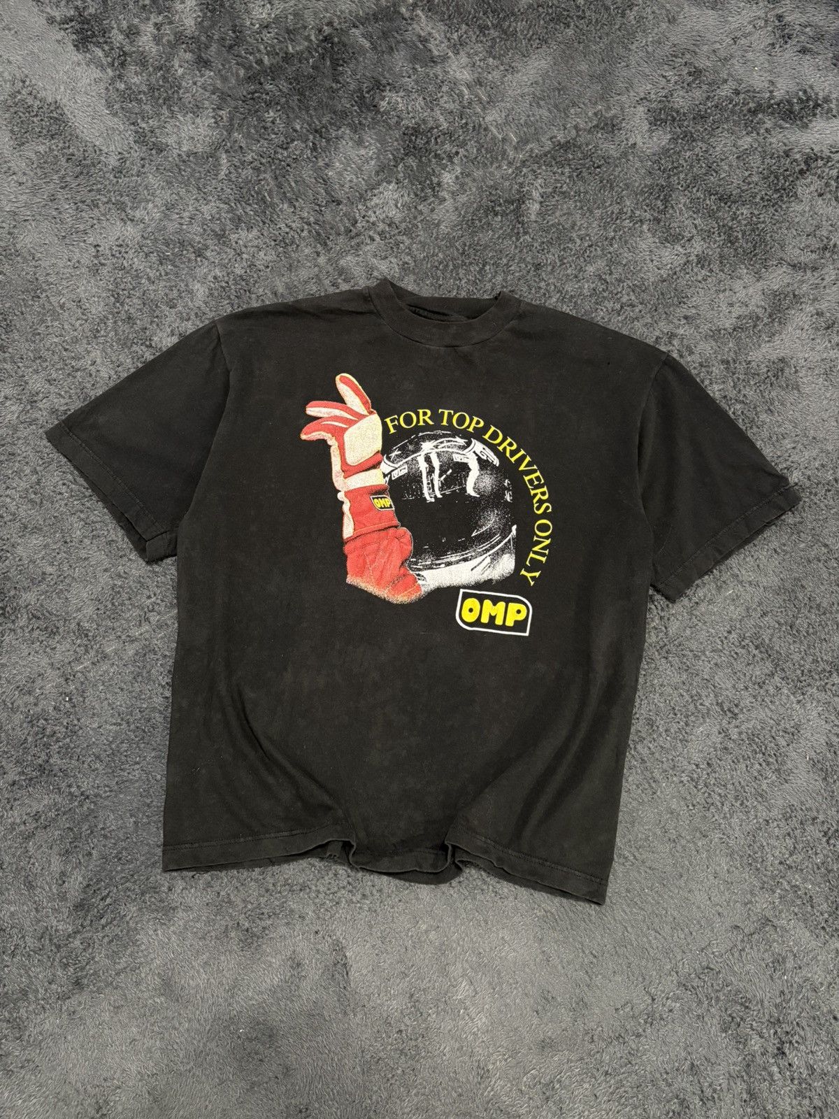 Red Bull Vintage Racing Promo Tee OMP Ferrari Style Tee Size US L / EU 52-54 / 3 - 1 Thumbnail
