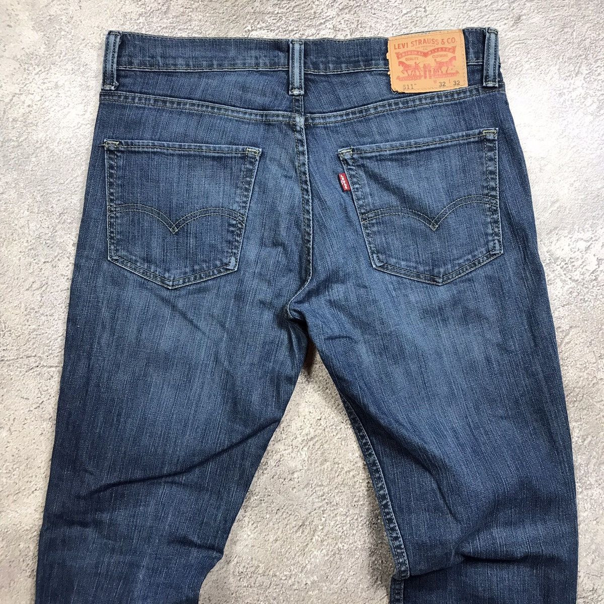 Vintage Vintage 90s Levis Distressed Baggy Jeans Grunge Graphic 32 Size US 32 / EU 48 - 5 Thumbnail