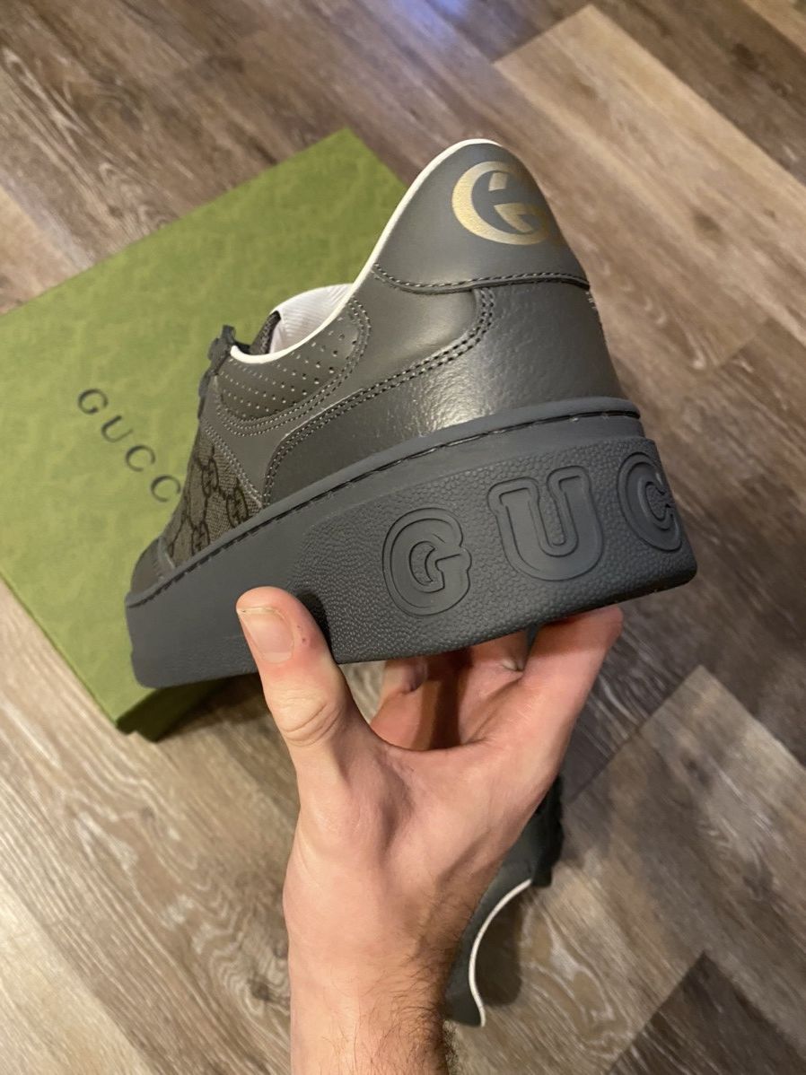 Gucci Grey Leather Gucci Lace Up Sneakers 9 US Monogram Print BNIB Size US 10 / EU 43 - 22 Thumbnail