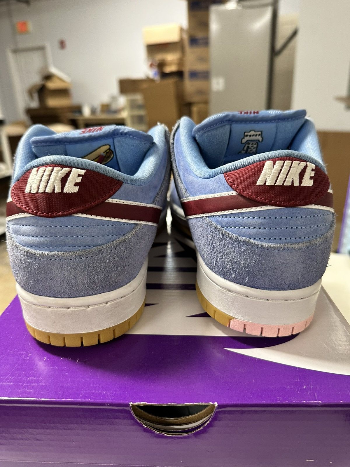 Nike Nike dunk low philadelphia phillies Size US 10 / EU 43 - 3 Thumbnail