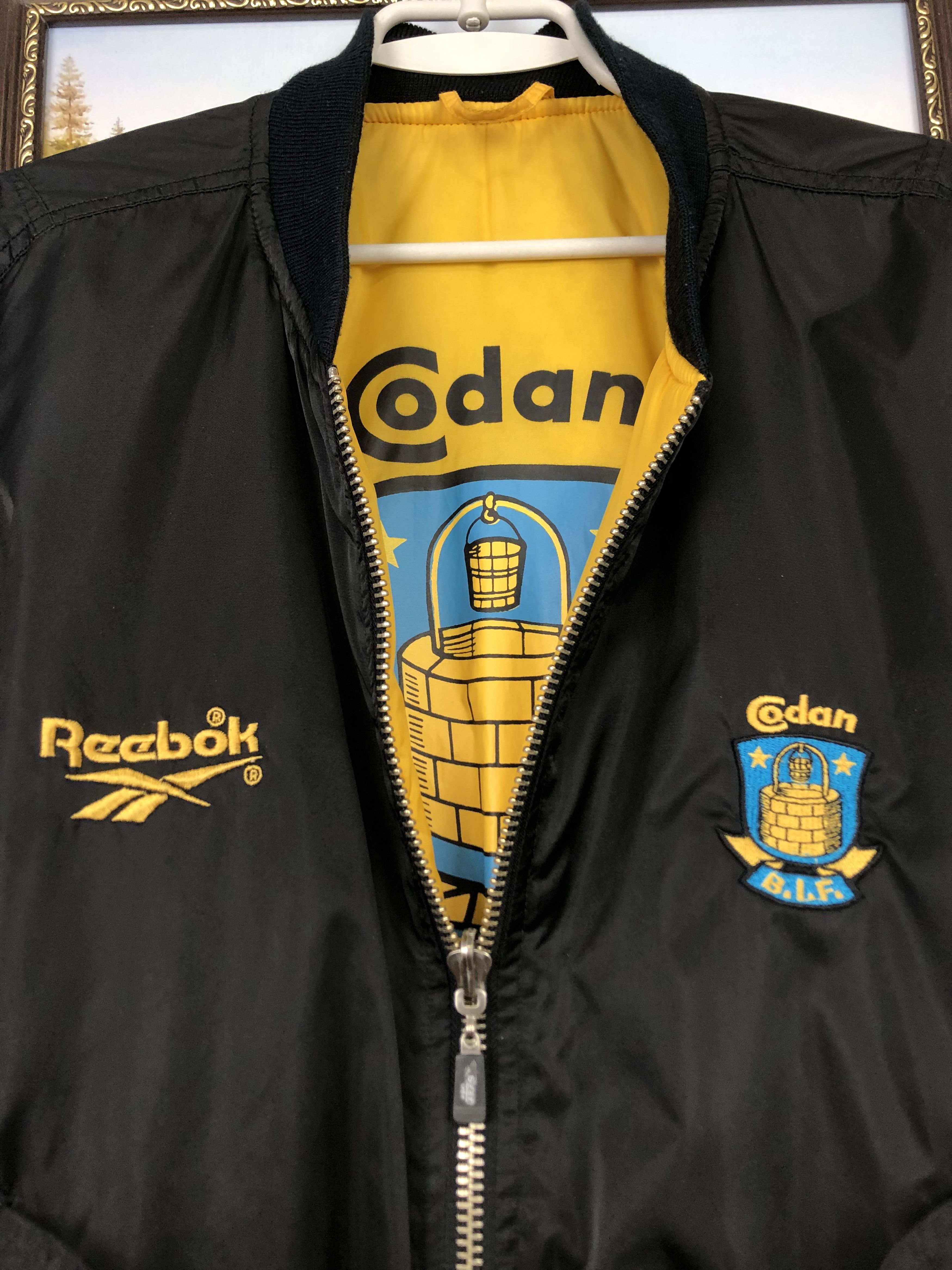 Reebok Vintage Reebok Brondby Football Reversible Jacket Bomber Size US M / EU 48-50 / 2 - 3 Thumbnail