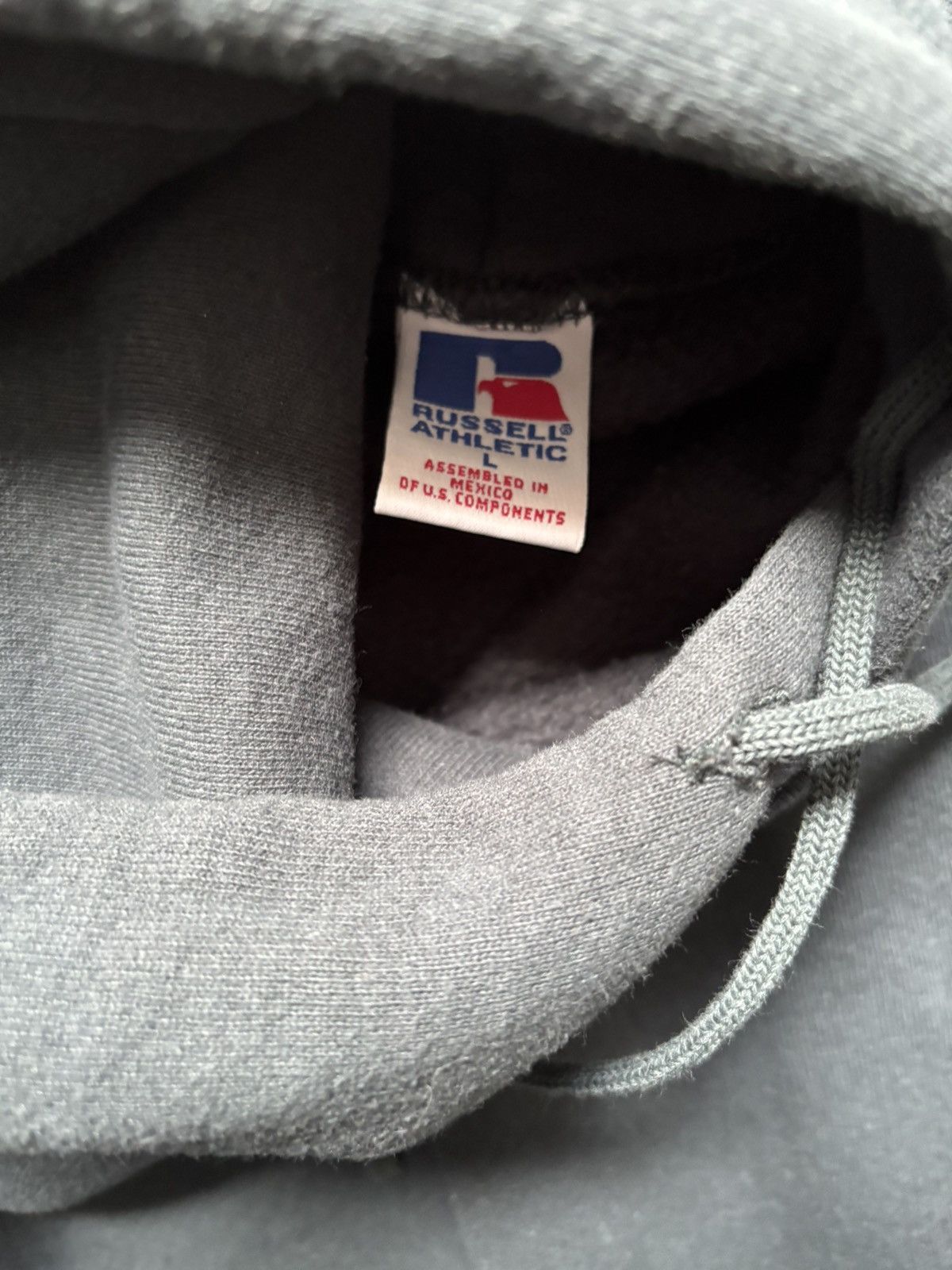 Russell Athletic Vintage Russell Athletic Washed Black Hoodie Size US L / EU 52-54 / 3 - 2 Thumbnail