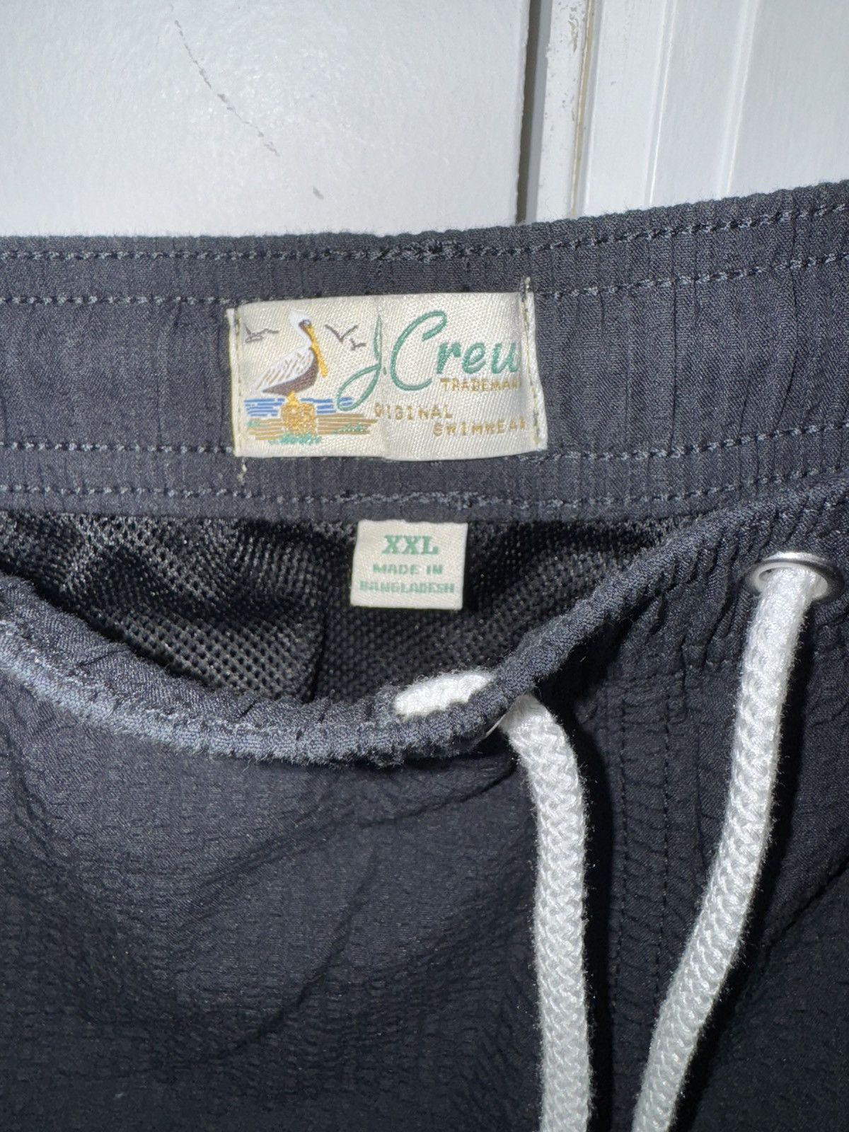 J.Crew Black Seersucker Swim Trunks Size US 44 / EU 60 - 2 Thumbnail