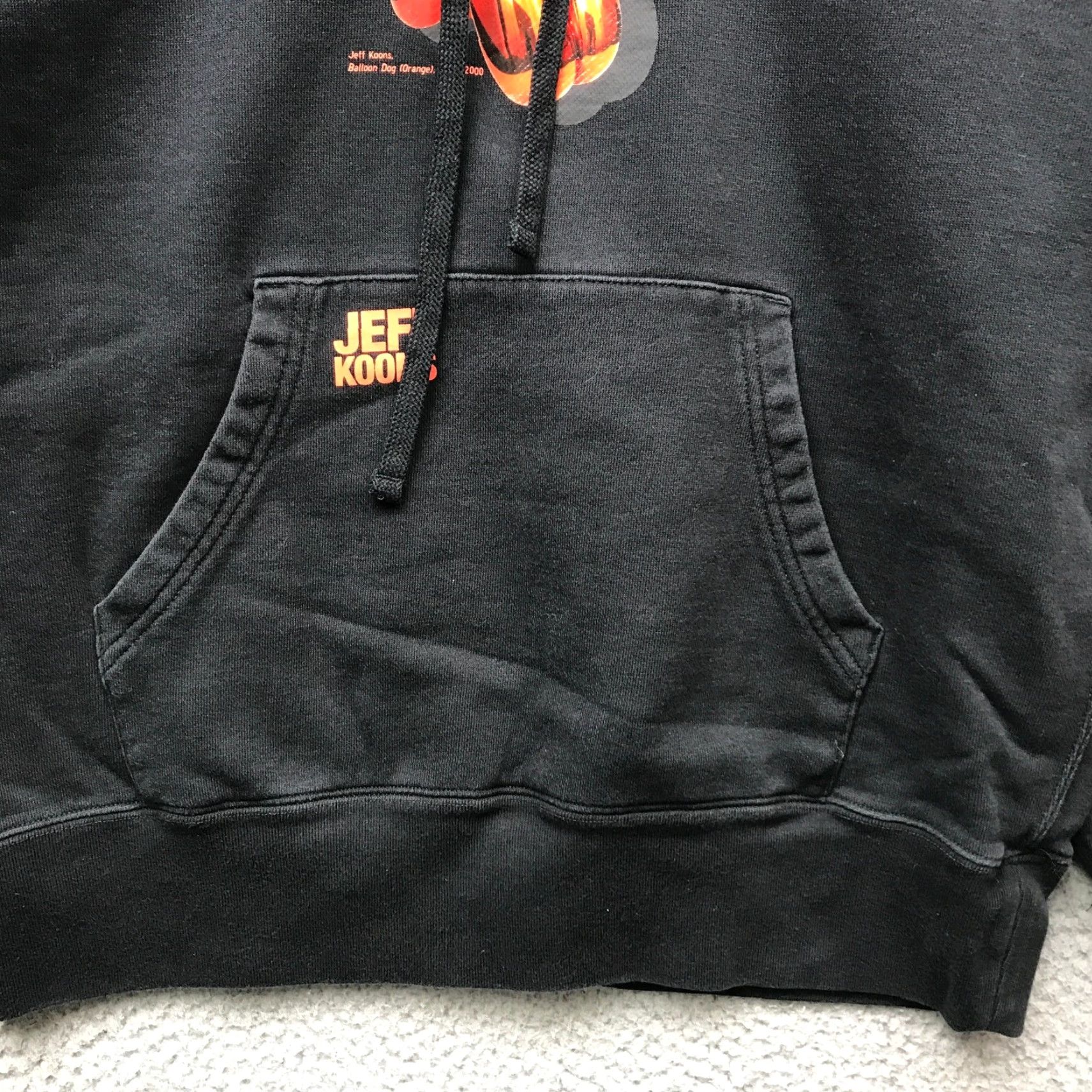 Uniqlo Uniqlo UT Jeff Koons Balloon Dog Hoodie Mens Small Black Crew Neck Long Sleeve Graphic Sweatshirt Cartoon Art Theme Size US S / EU 44-46 / 1 - 5 Thumbnail