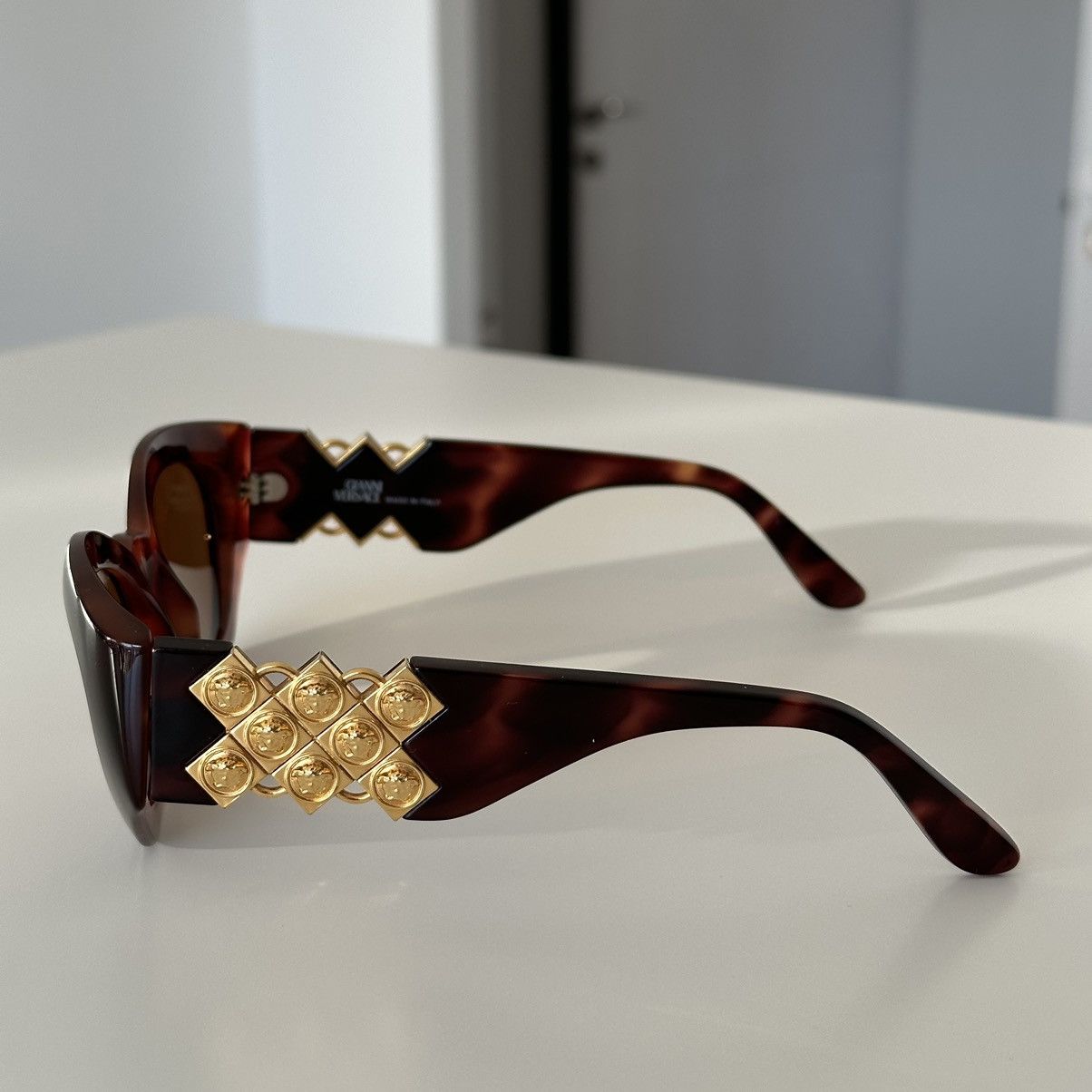 Versace Vintage Versace Multiple Medusa Luxury Sunglasses/ MOD.420/D Size ONE SIZE - 4 Thumbnail