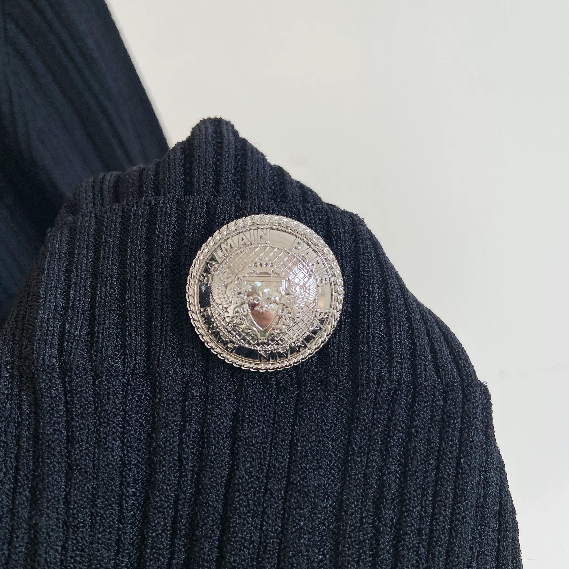 Balmain Balmain Black Silver Button Knit Sweater 36 Size XS / US 0-2 / IT 36-38 - 5 Thumbnail