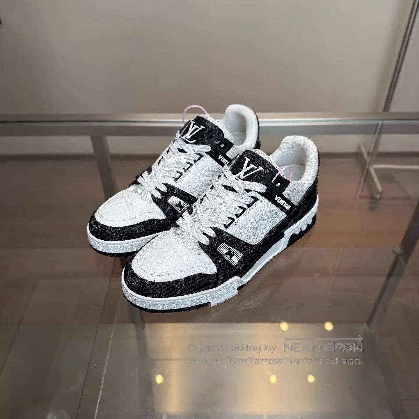 Louis Vuitton Multi Color Low-Top Sneakers Size 8. Size US 8 / EU 41 - 1 Thumbnail