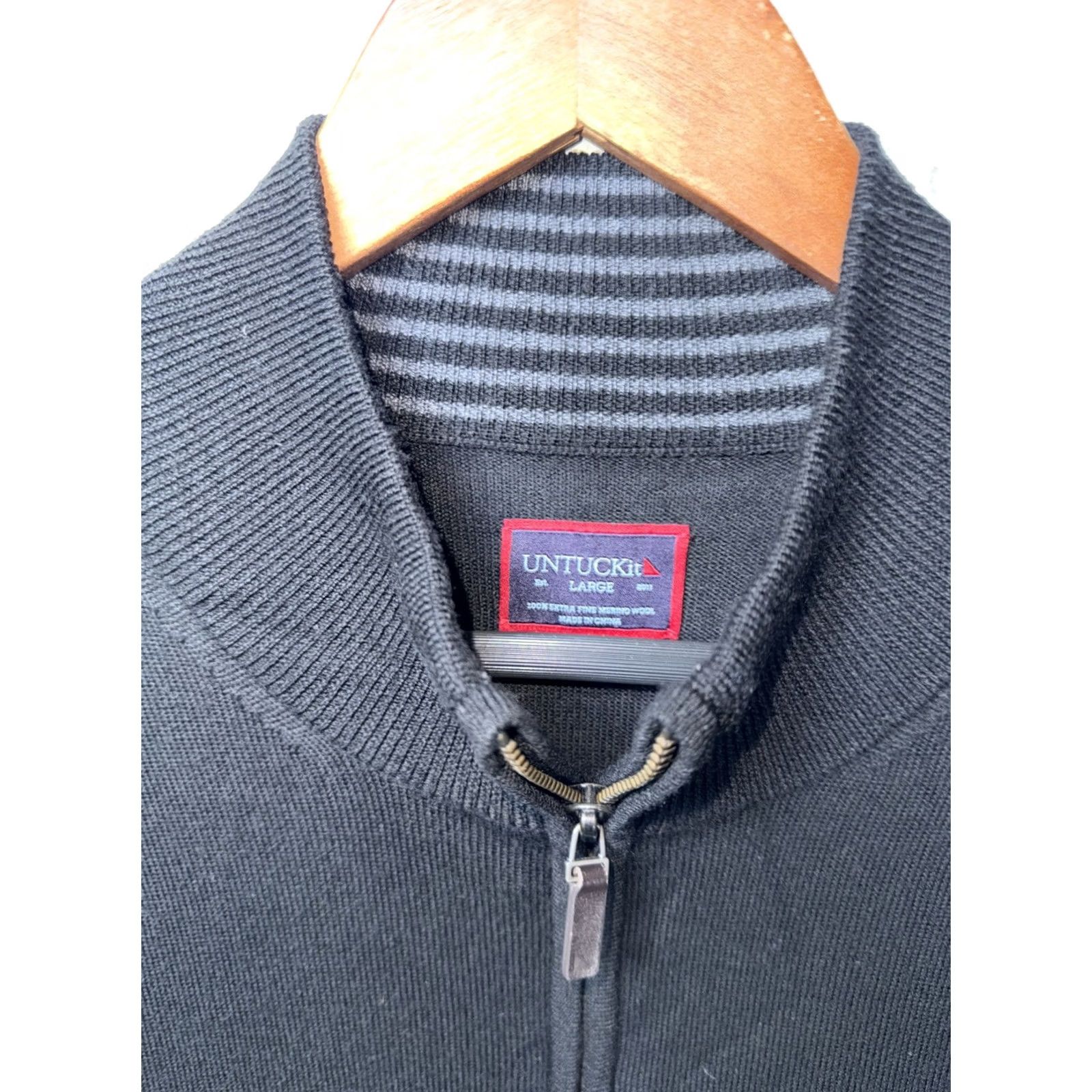 UNTUCKit UNTUCKit Sweater Mens Large Merino Wool Pullover Mock Neck 1/4 Zip Black Size US L / EU 52-54 / 3 - 2 Thumbnail