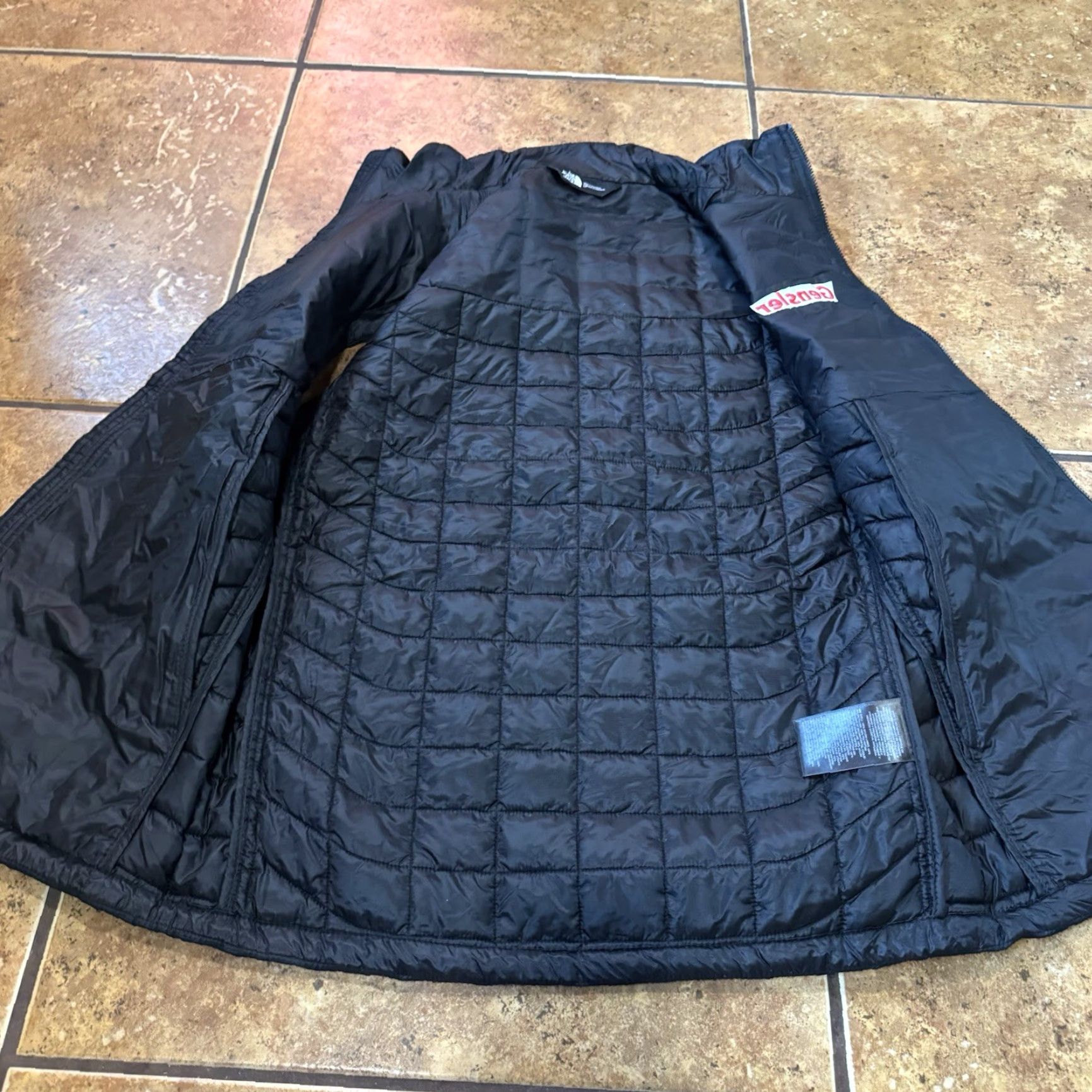 The North Face The North Face Thermoball Trek Vest Mens Small - Black NWT Size US S / EU 44-46 / 1 - 7 Thumbnail