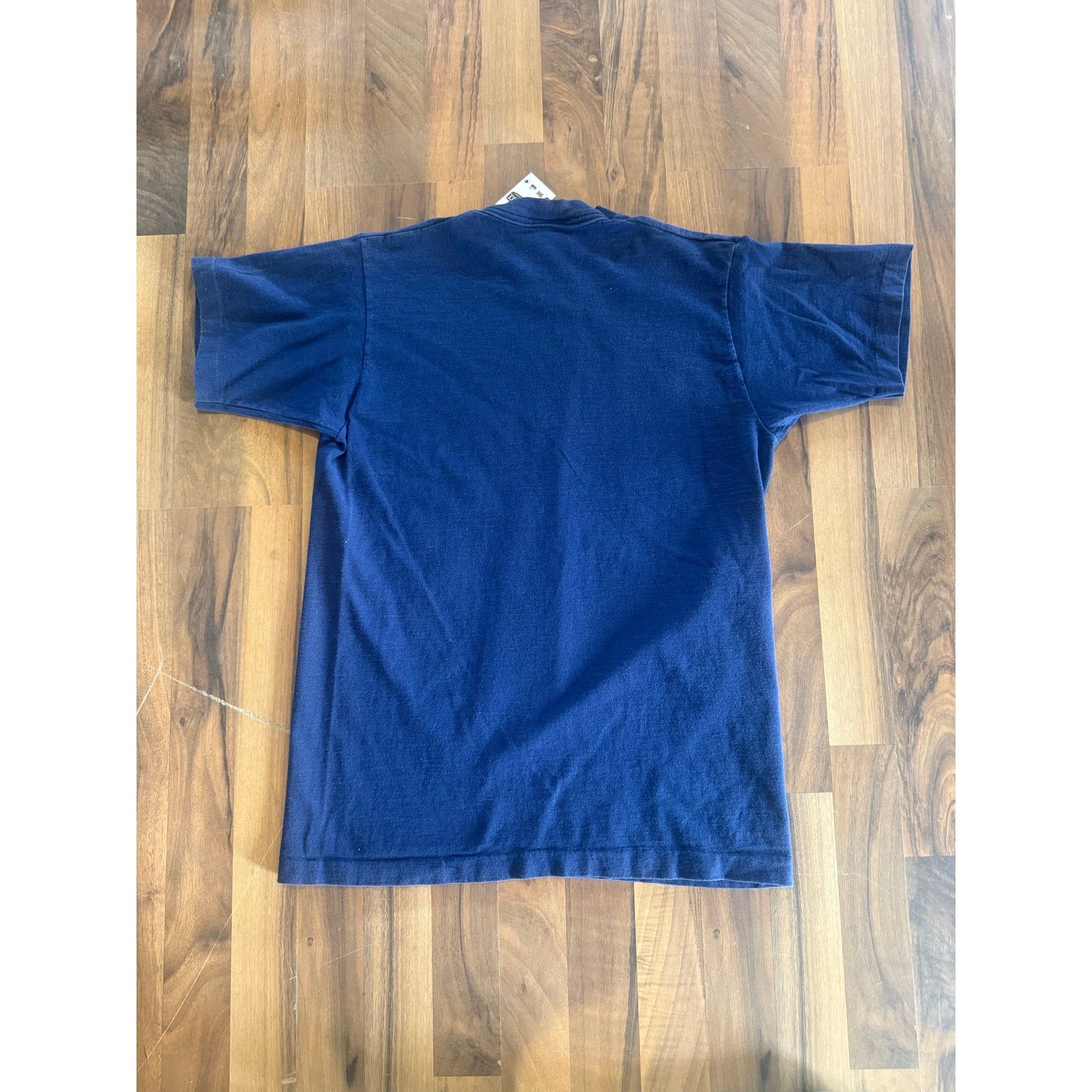 Coca Cola 1996 Coke flexing a six pack size Medium Size US M / EU 48-50 / 2 - 5 Thumbnail