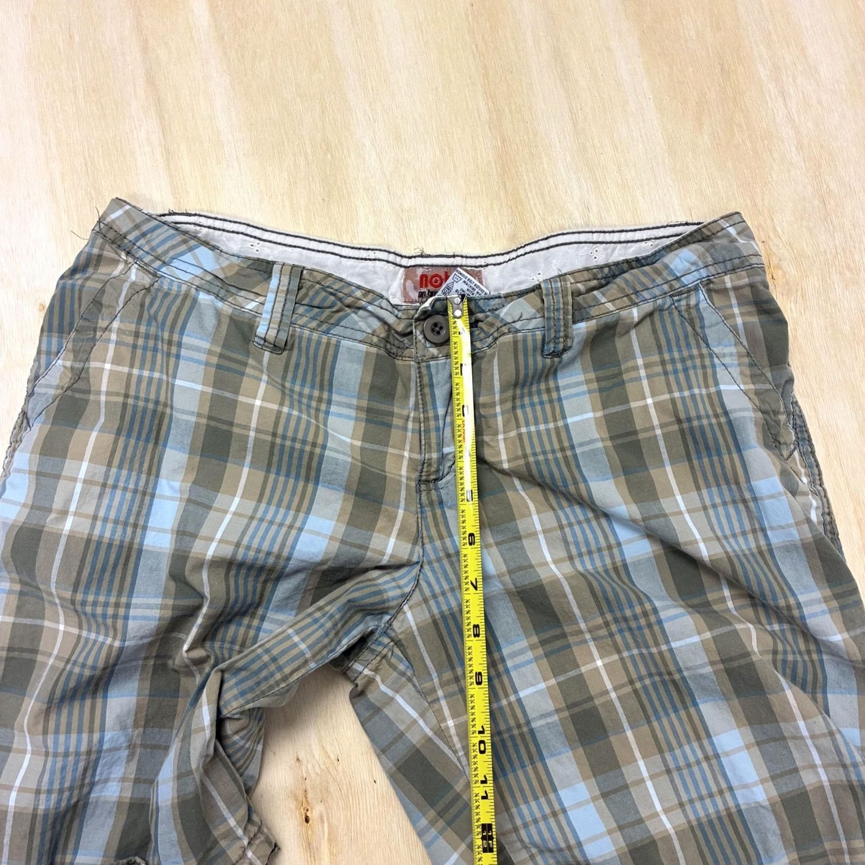 Vintage No Boundaries Bermuda Shorts Juniors 13 Green Plaid Cotton Chino Casual Summer Size 34" / US 12 / IT 48 - 7 Thumbnail