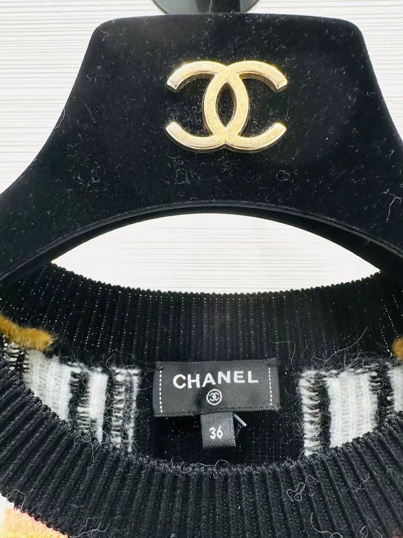 Chanel Chanel Knitted plaid pullover sweater Size XXS / US 00 / IT 34 - 2 Thumbnail