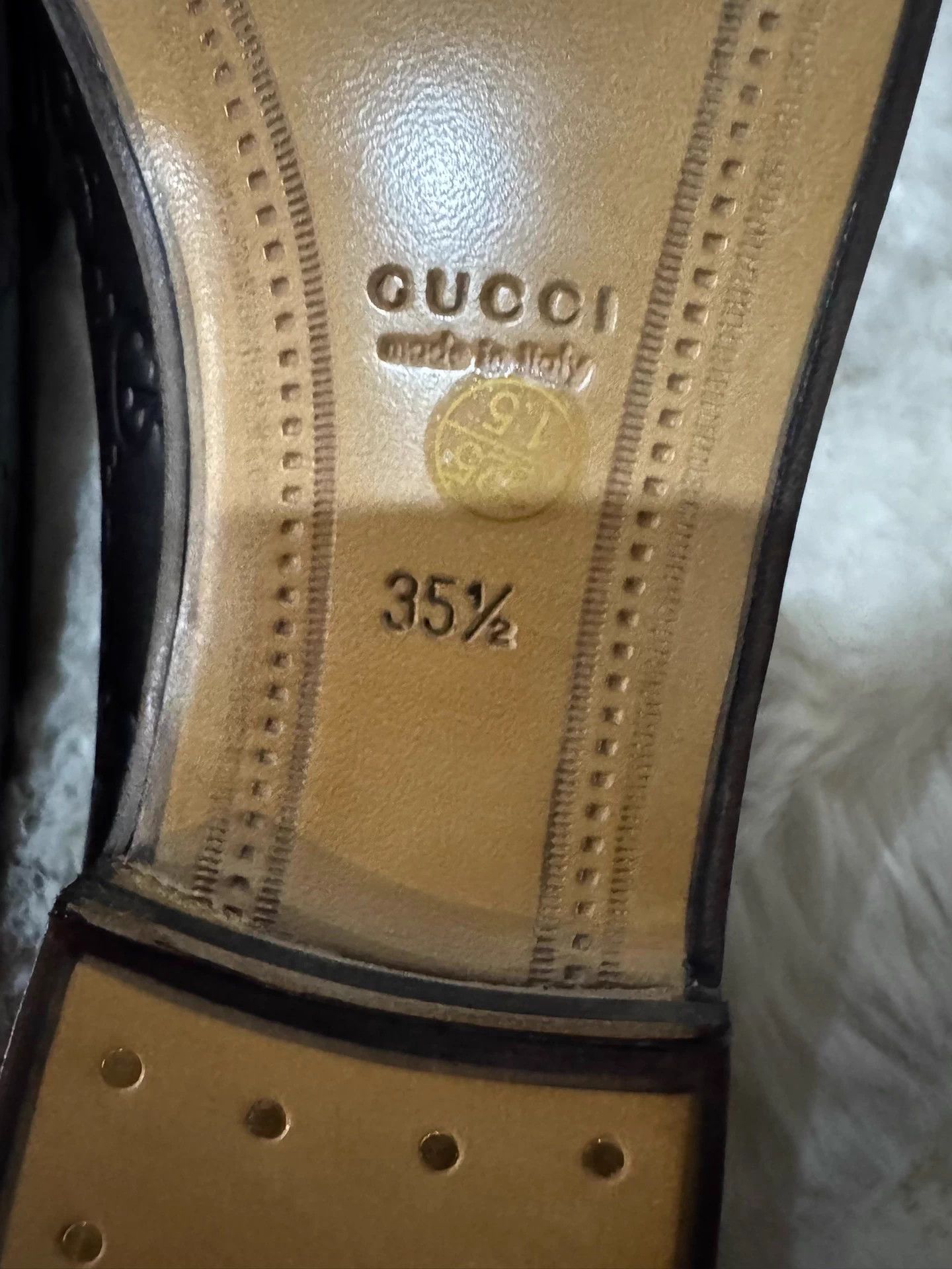Gucci Gucci Black Gold All Over Print Loafer 35.5 Size US 4.5 / IT 34.5 - 8 Thumbnail