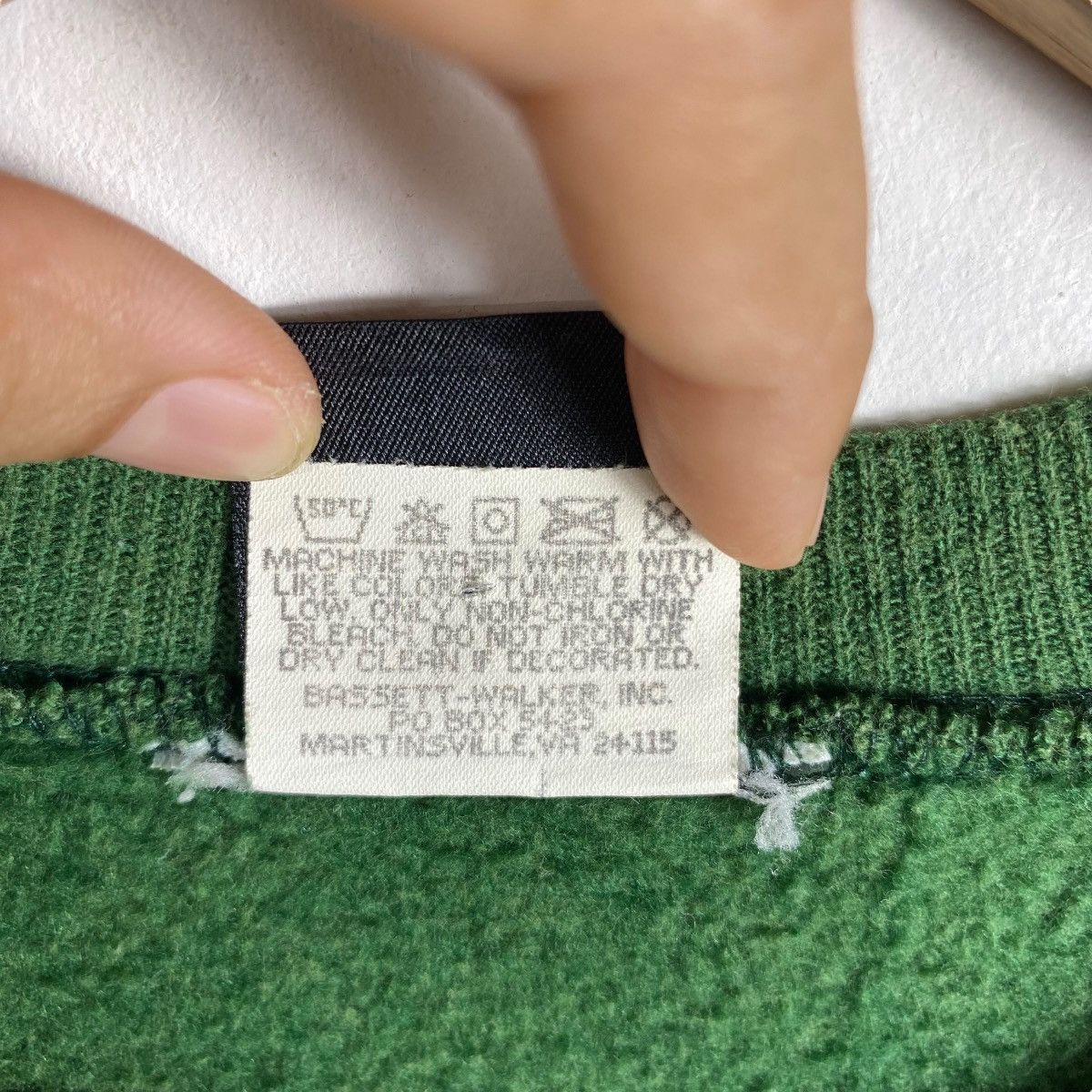 Vintage Vintage 90's T&C SURF Designs Hawaii Logo Surf Crewneck Size US L / EU 52-54 / 3 - 8 Thumbnail