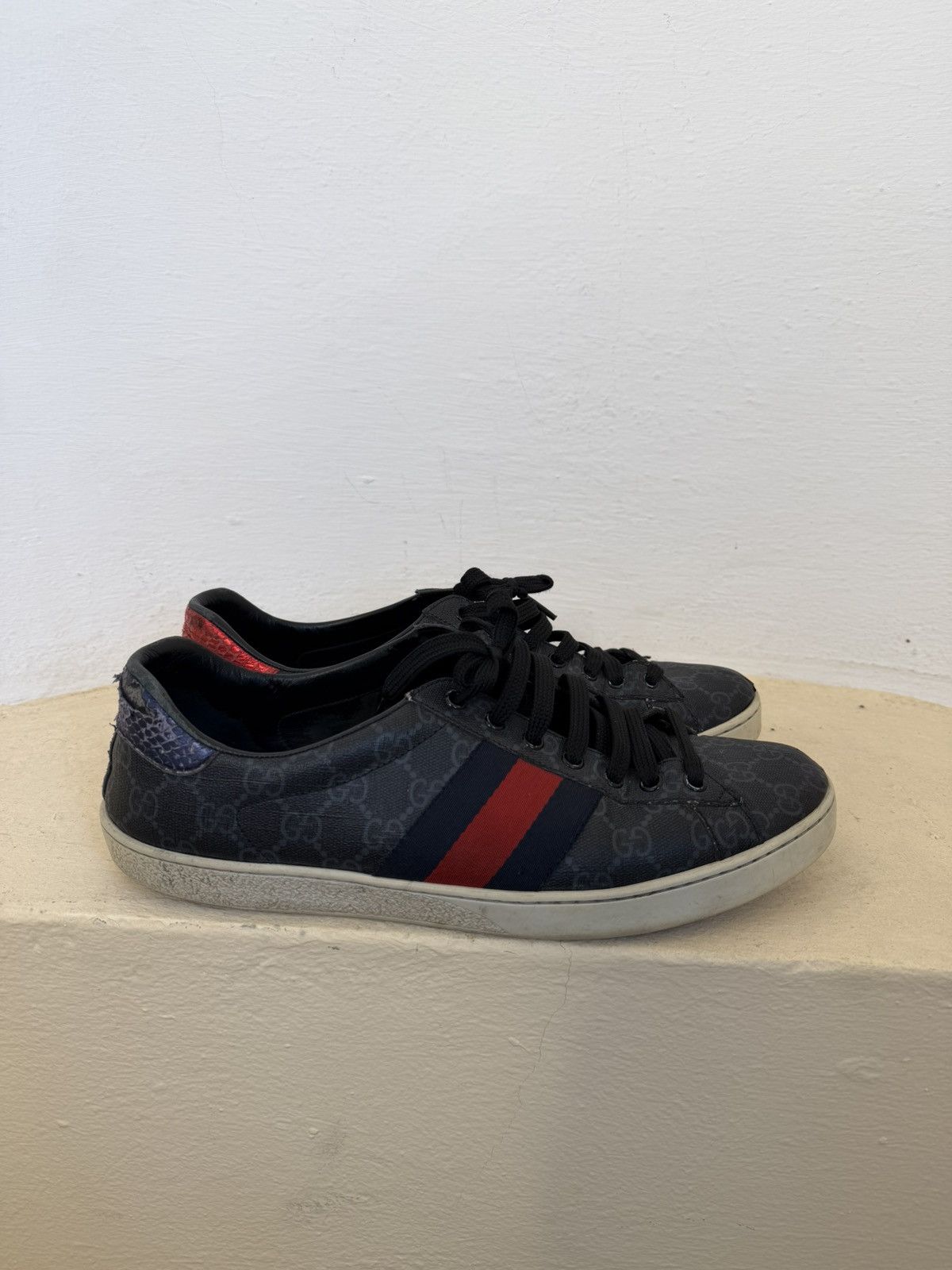 Gucci Gucci Ace Web GG Supreme Monogram Grey Sneakers Size 44 Size US 10.5 / EU 43-44 - 1 Thumbnail