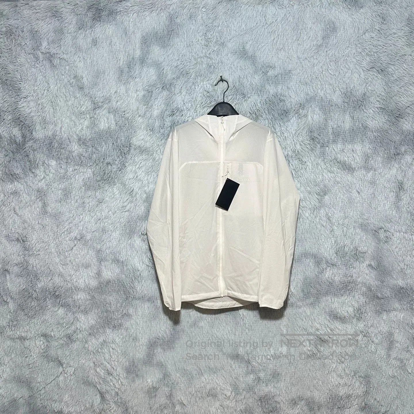 Arc'teryx arcteryx squamish hoody windbreaker skin top. Size US M / EU 48-50 / 2 - 1 Thumbnail
