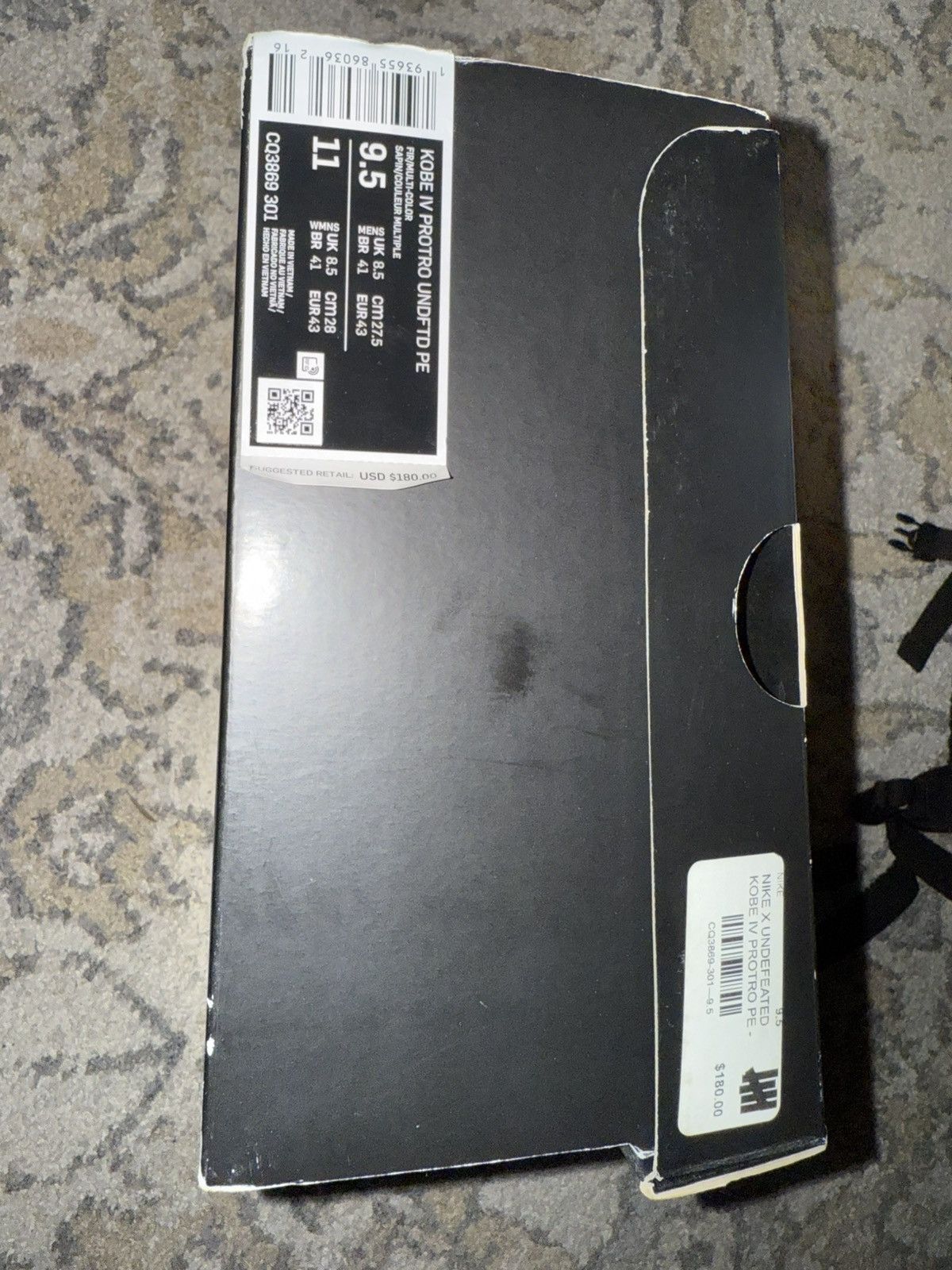 Nike Kobe 4 Undefeated Protro Fir Size US 9.5 / EU 42-43 - 7 Thumbnail