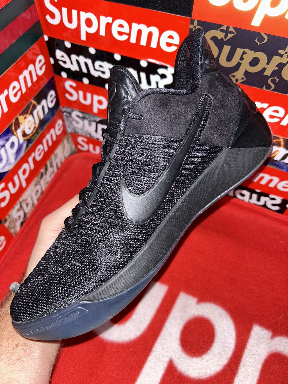 Nike Nike Kobe A.D. GS 'Triple Black' 869987-064 size 7y VNDS Size US 7 / EU 40 - 9 Thumbnail