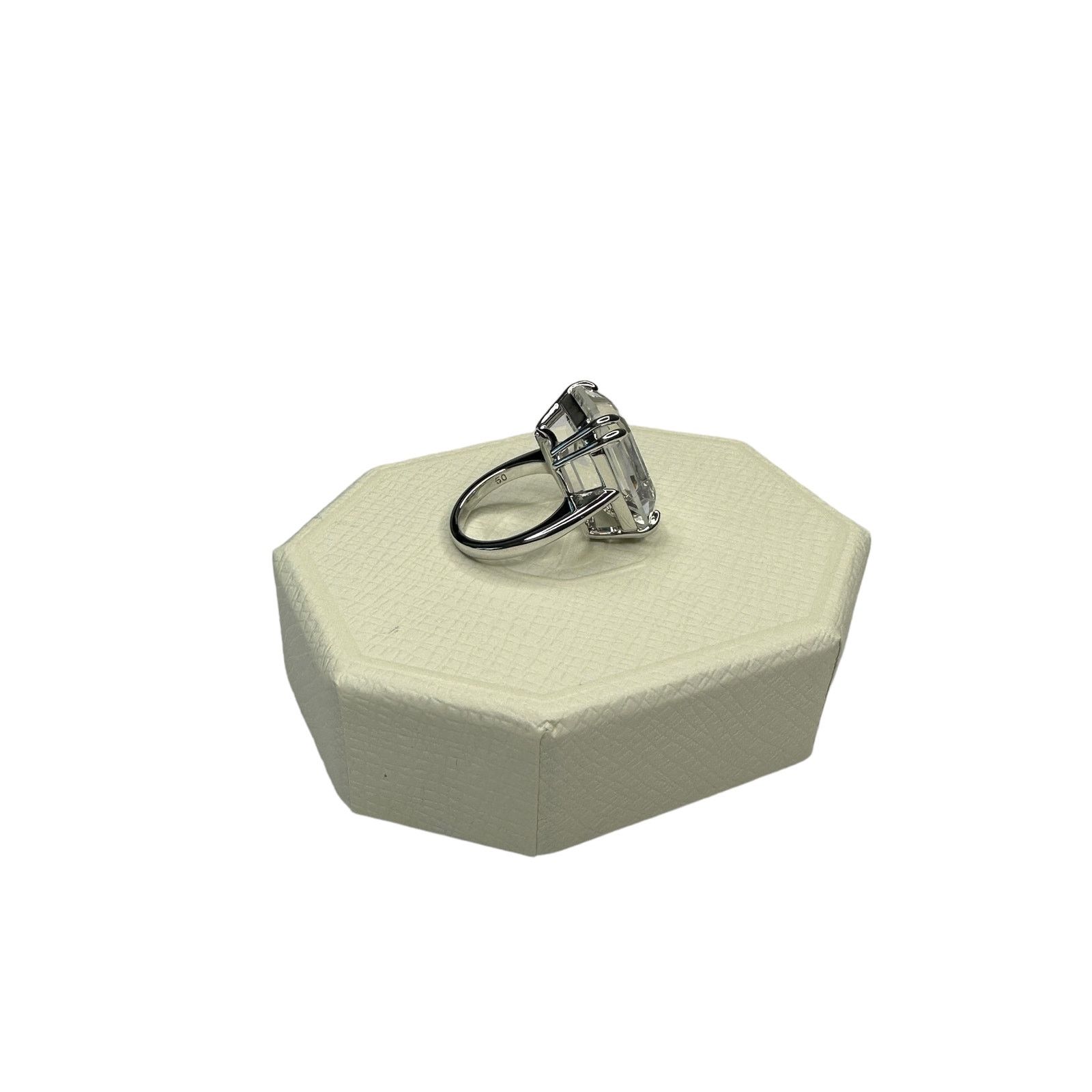 Swarovski Swarovski Mesmera cocktail ring Octagon cut 6 USA Size ONE SIZE - 4 Thumbnail