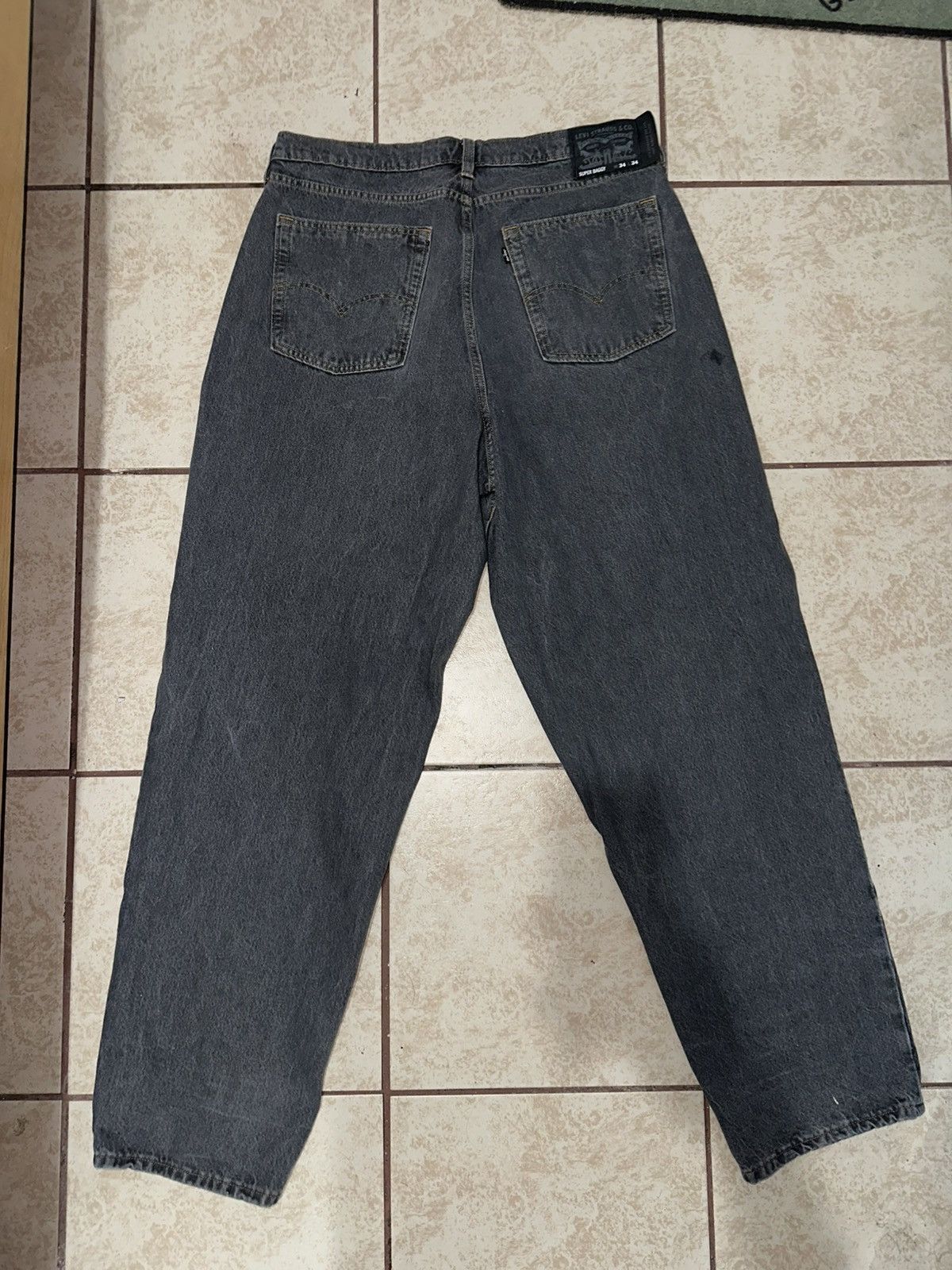 Levi's Levis súper BAGGY jeans size 34 Size US 32 / EU 48 - 2 Thumbnail