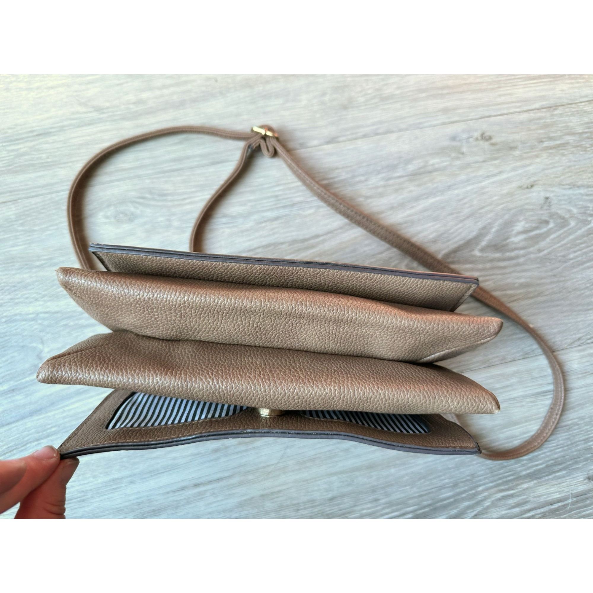 Other Christian Soriano for Payless Taupe Crossbody Bag with Zippe Size ONE SIZE - 5 Thumbnail