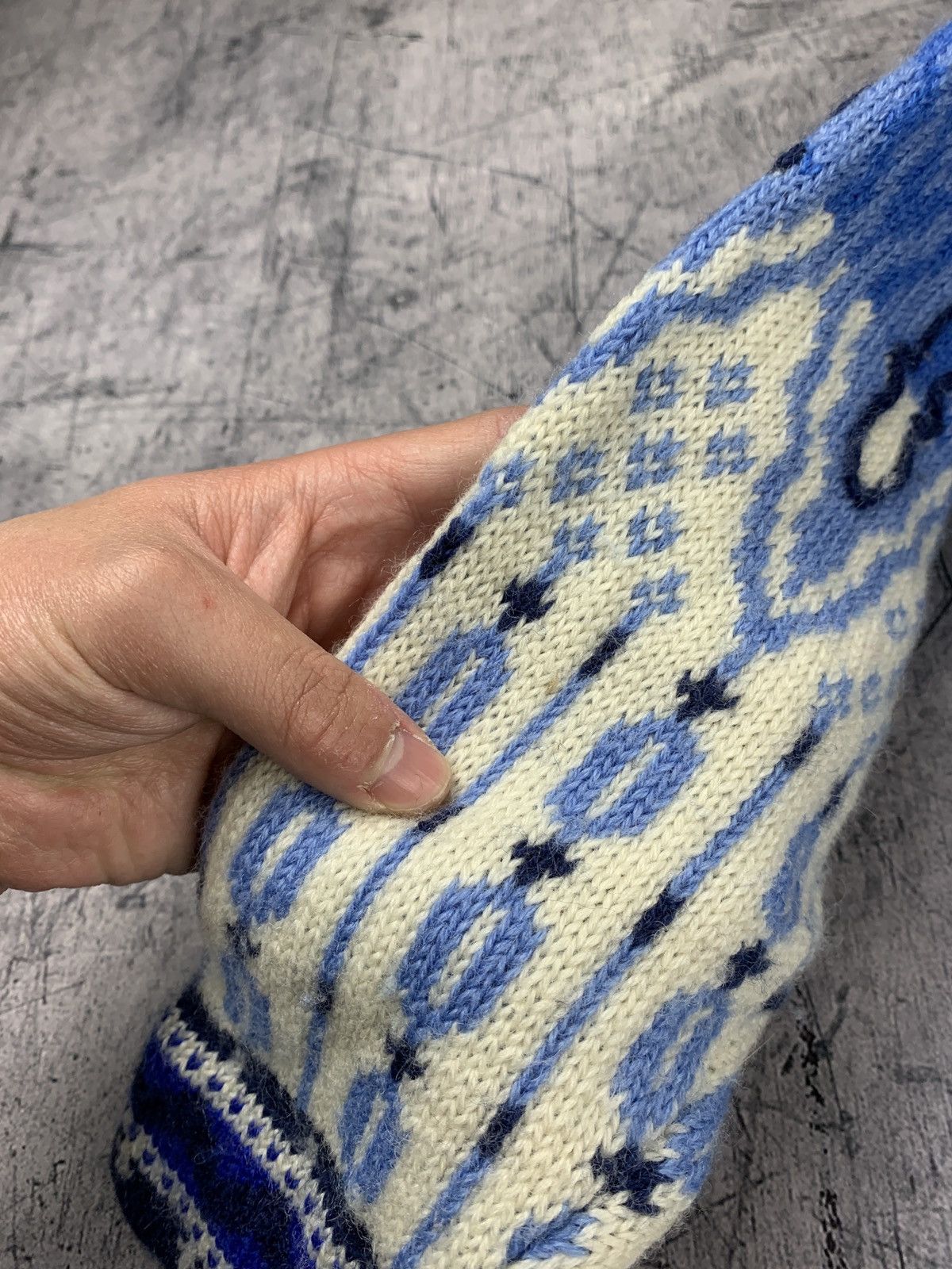 Vintage Vintage Vrikke Wool Sweater Norway Style Rare 90s Size US S / EU 44-46 / 1 - 9 Thumbnail