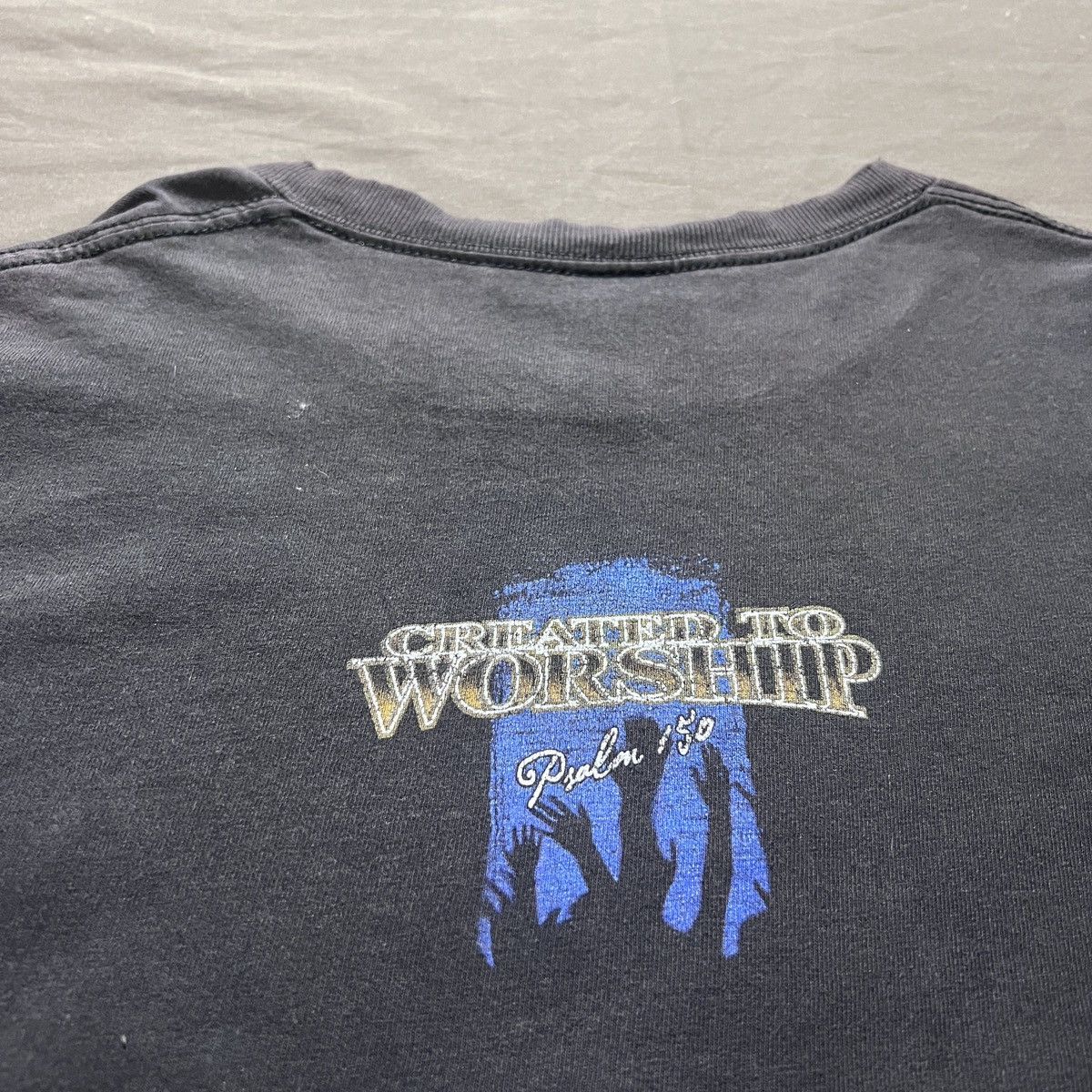 Vintage Vintage 90s God Jesus Bible Holy Tee Living Epistles Faded Size US XL / EU 56 / 4 - 8 Thumbnail