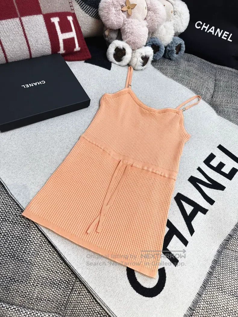Other Chanel 24A orange waffle bow drawstring suspender Size XS / US 0-2 / IT 36-38 - 1 Thumbnail