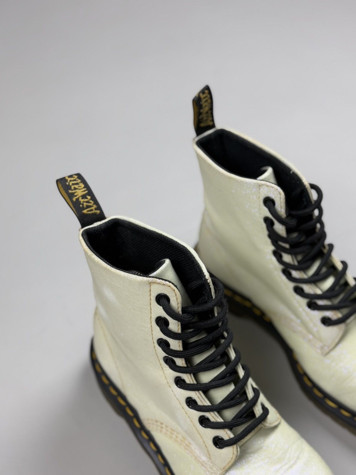 Dr. Martens Dr. Martens Pascal Glitter Ladies 1460 Boots Shoes Size US 8 / IT 38 - 4 Thumbnail
