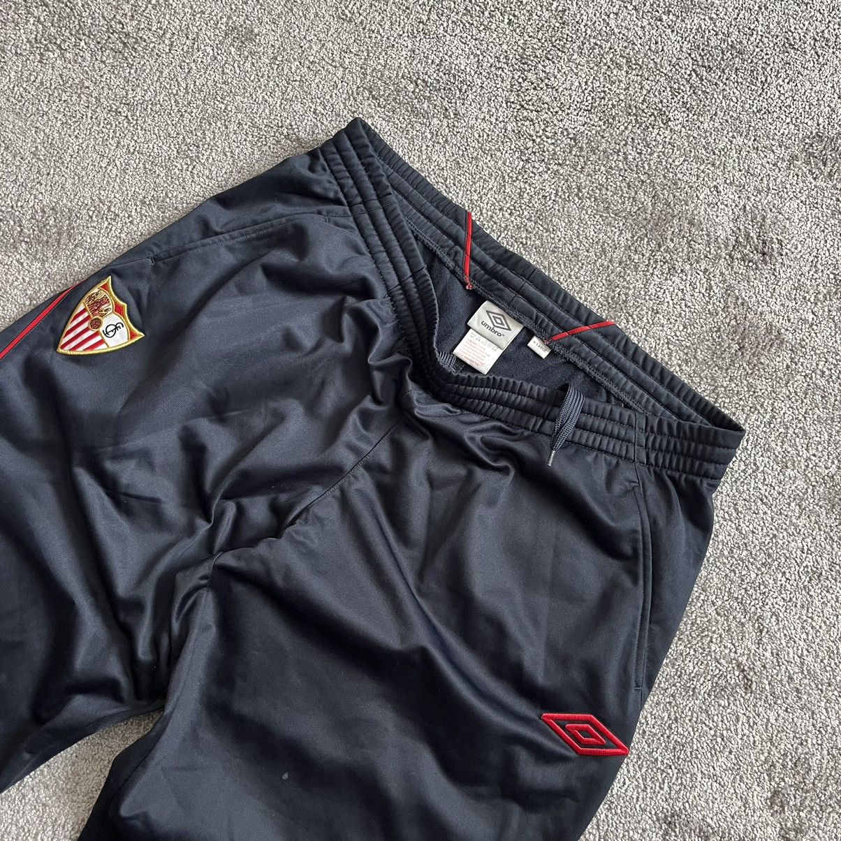 Umbro Vintage Drill Umbro FC Sevilla Pants XL Size US 36 / EU 52 - 4 Thumbnail